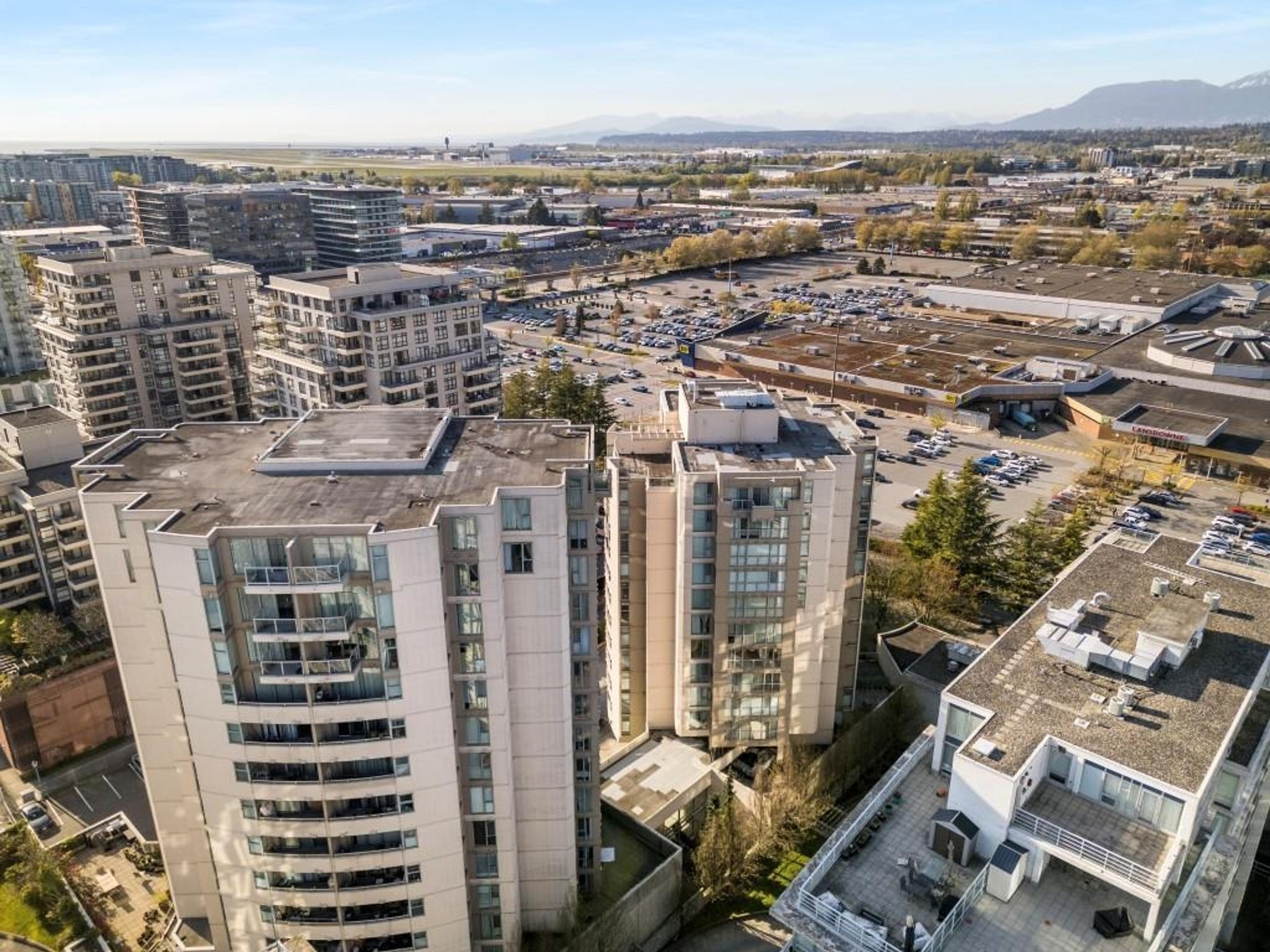 8246 Lansdowne Road, Richmond - Exteriors - Full Complex View, Drone/Aerial View - Photo 4