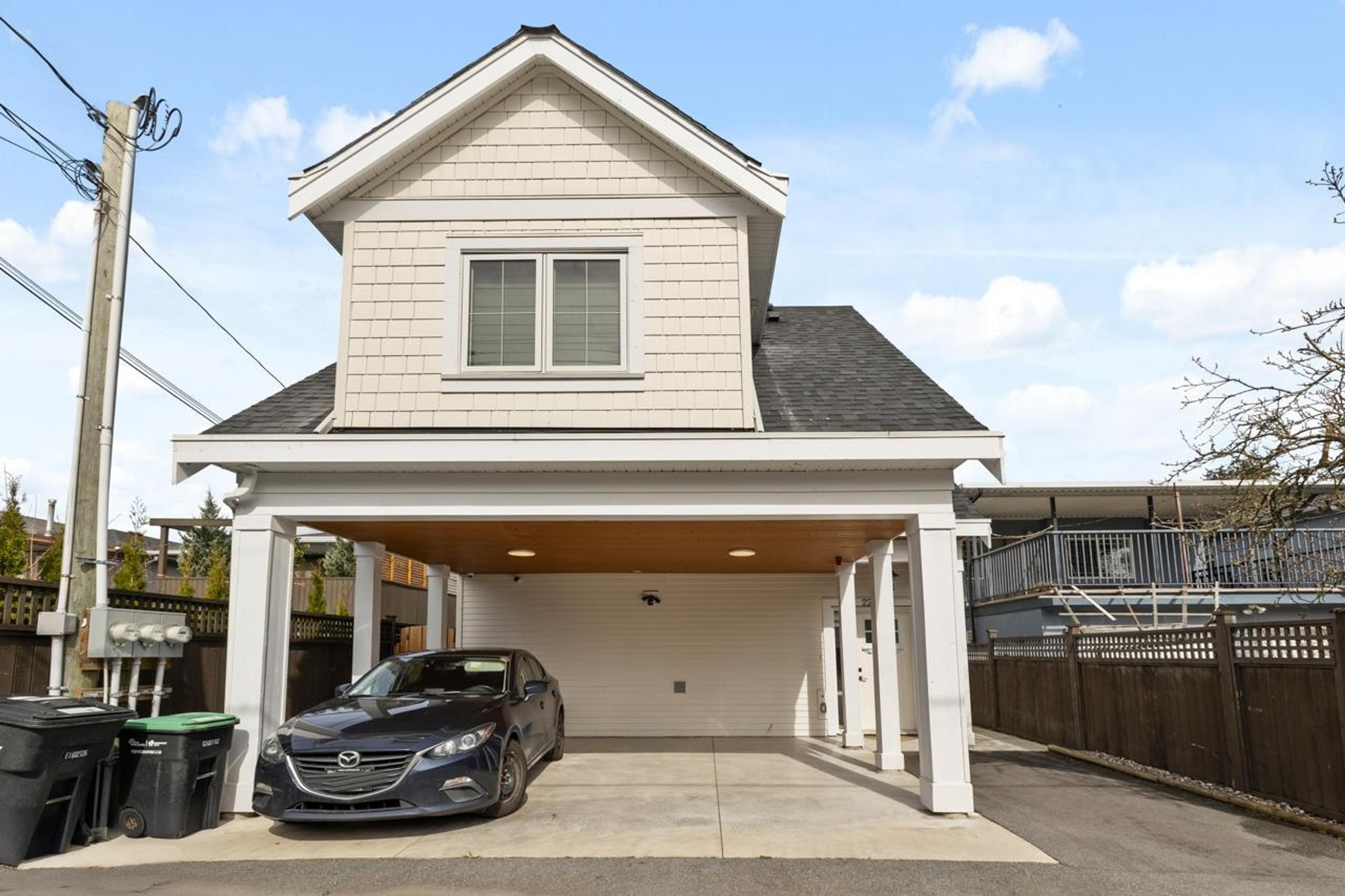 2252 Grant Street, Vancouver - Exteriors - Photo 1