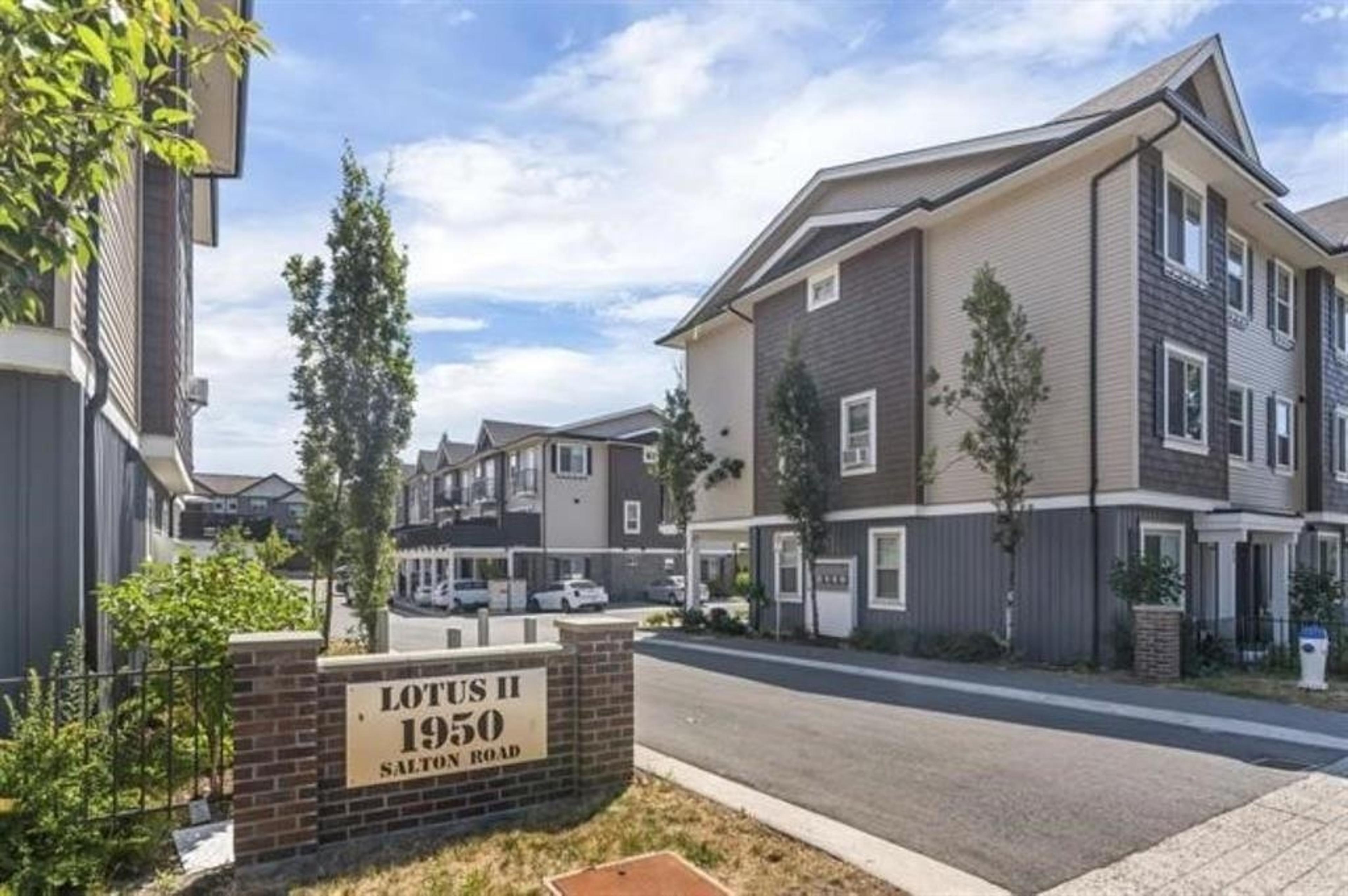 1950 Salton Road, Abbotsford - Exteriors - Full Complex View - Photo 1