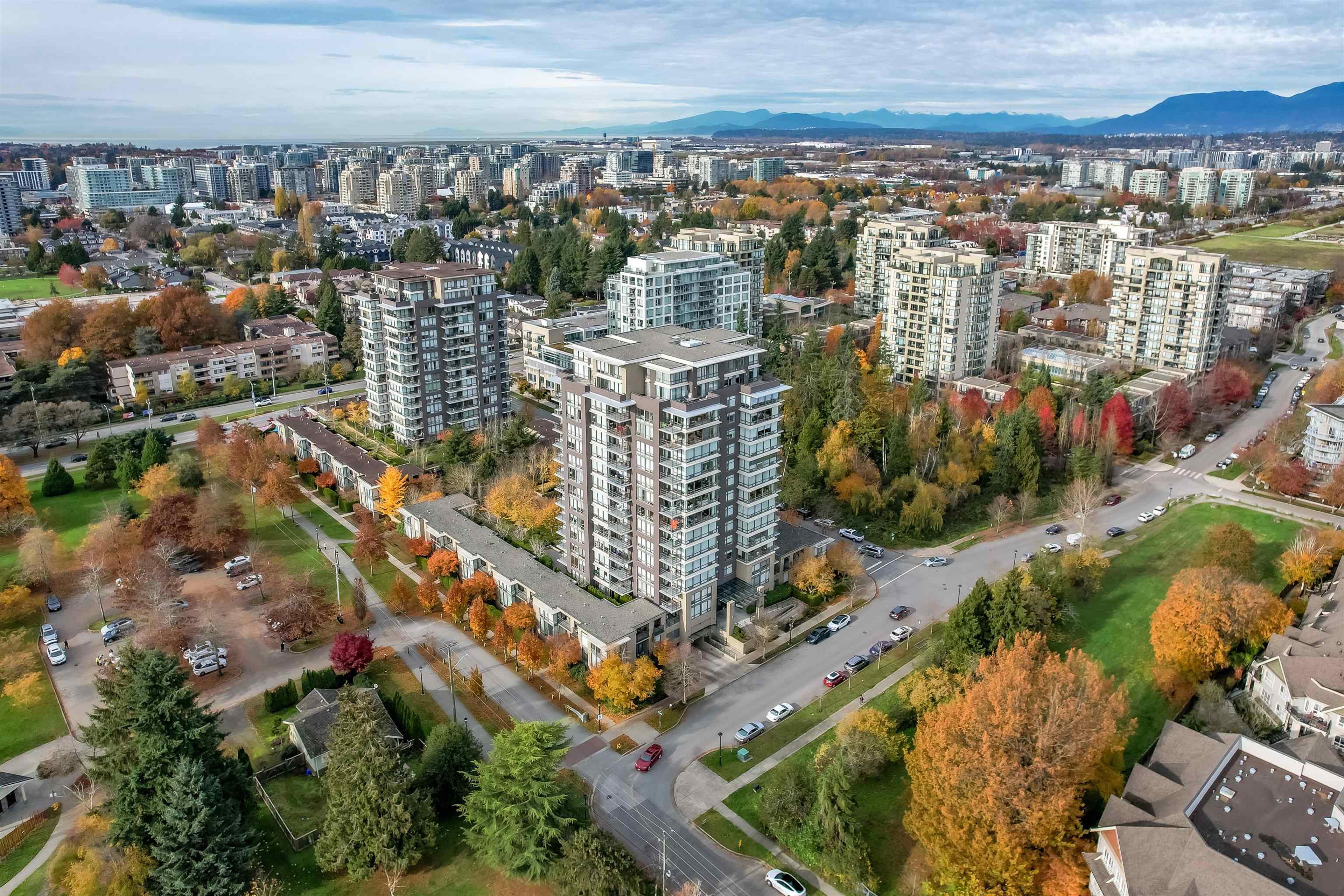 9188 Cook Road, Richmond - Exteriors - Full Complex View, Drone/Aerial View - Photo 4