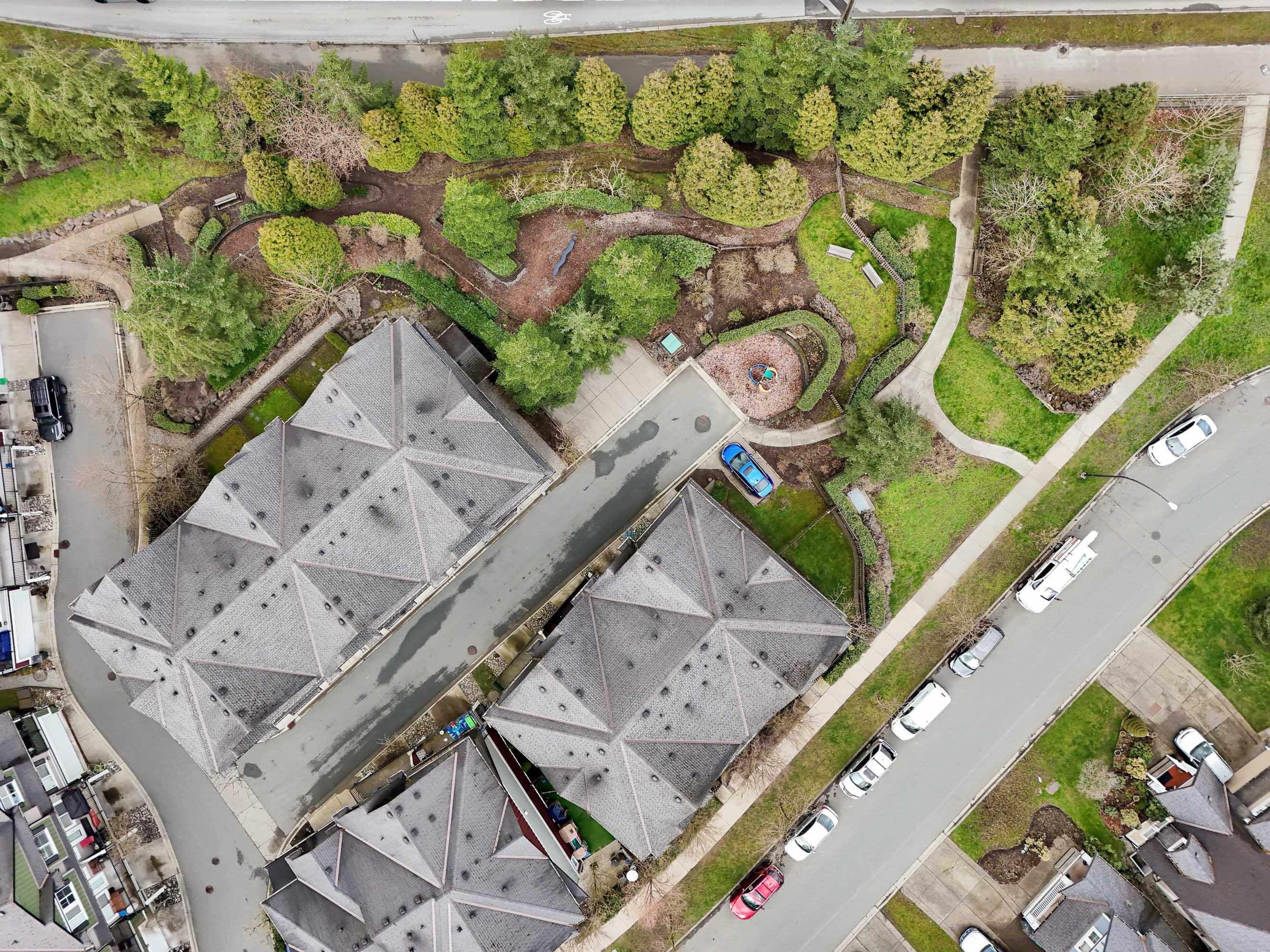 18211 70 Avenue, Surrey - Exteriors - Full Complex View, Drone/Aerial View - Photo 7