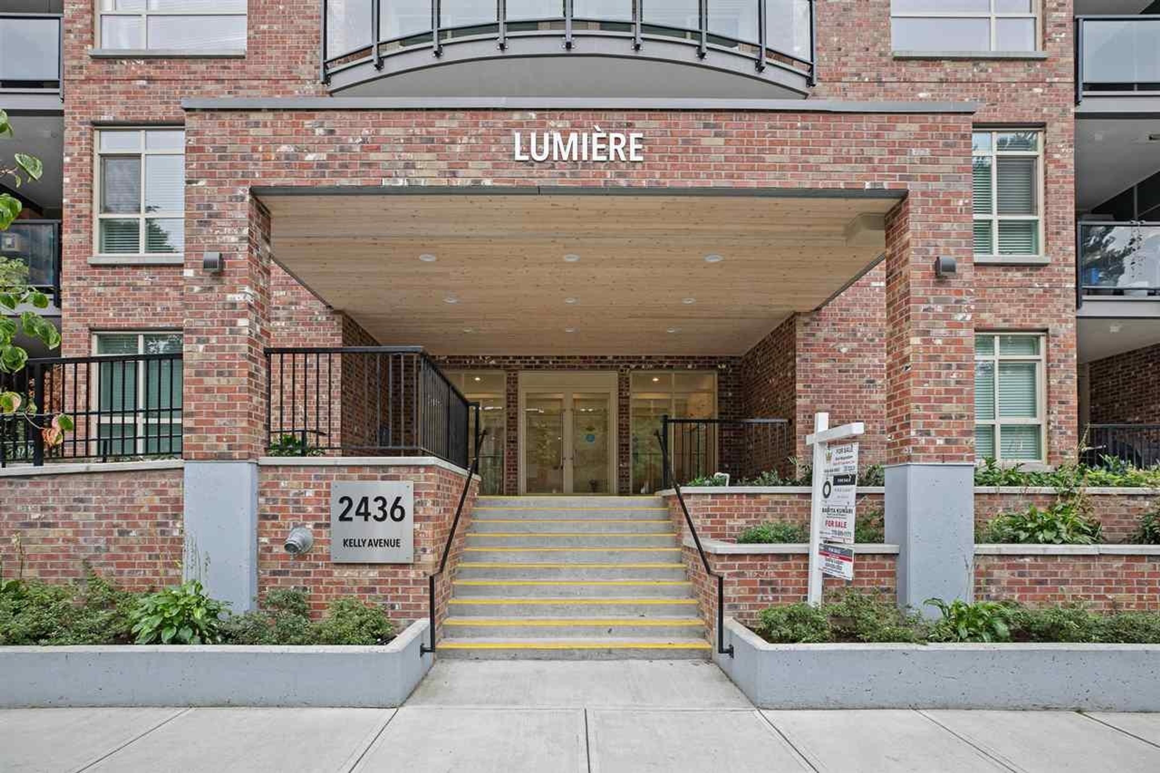 2436 Kelly Avenue, Port Coquitlam - Exteriors - Photo 1