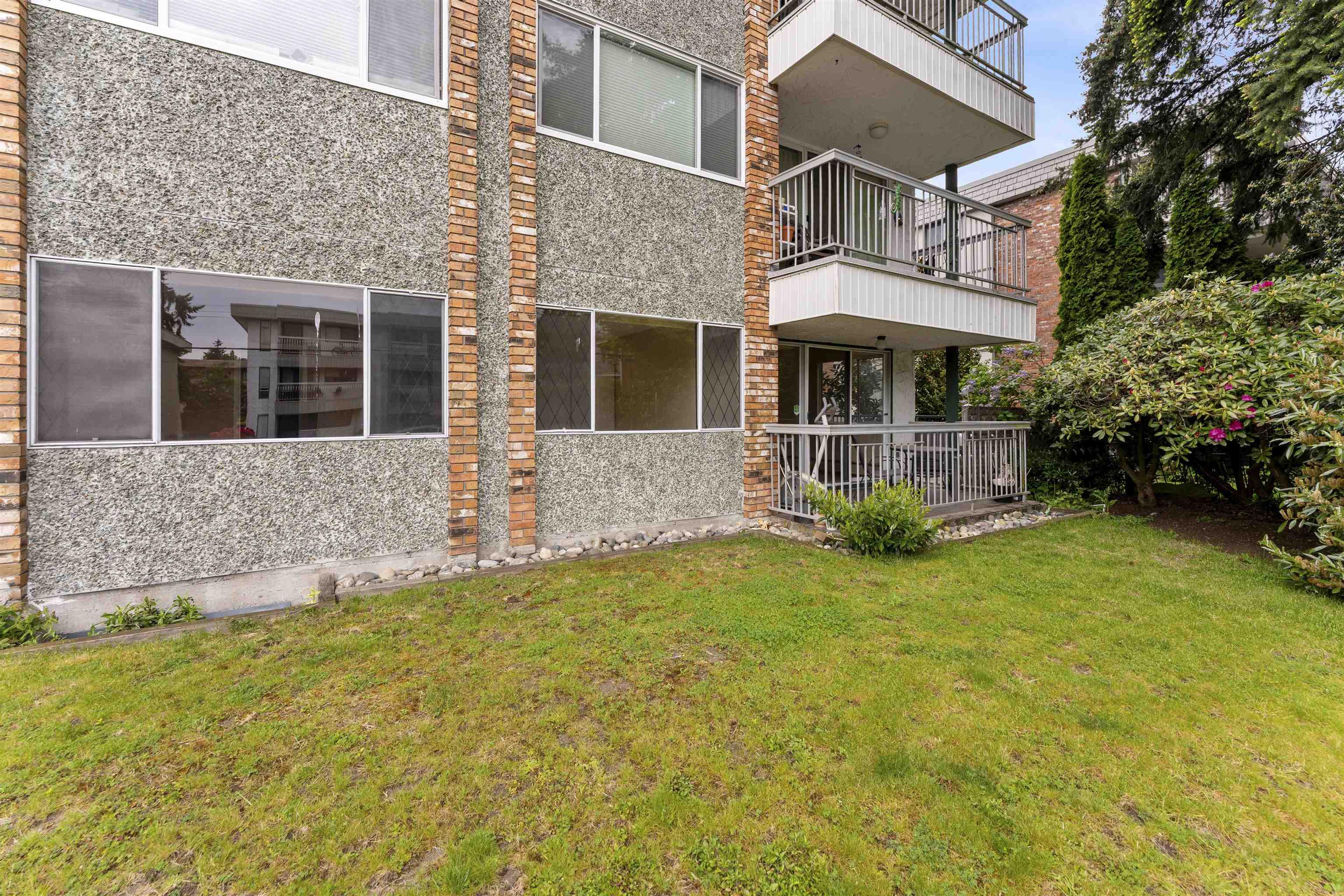 1331 Fir Street, White Rock - Exteriors - Photo 1