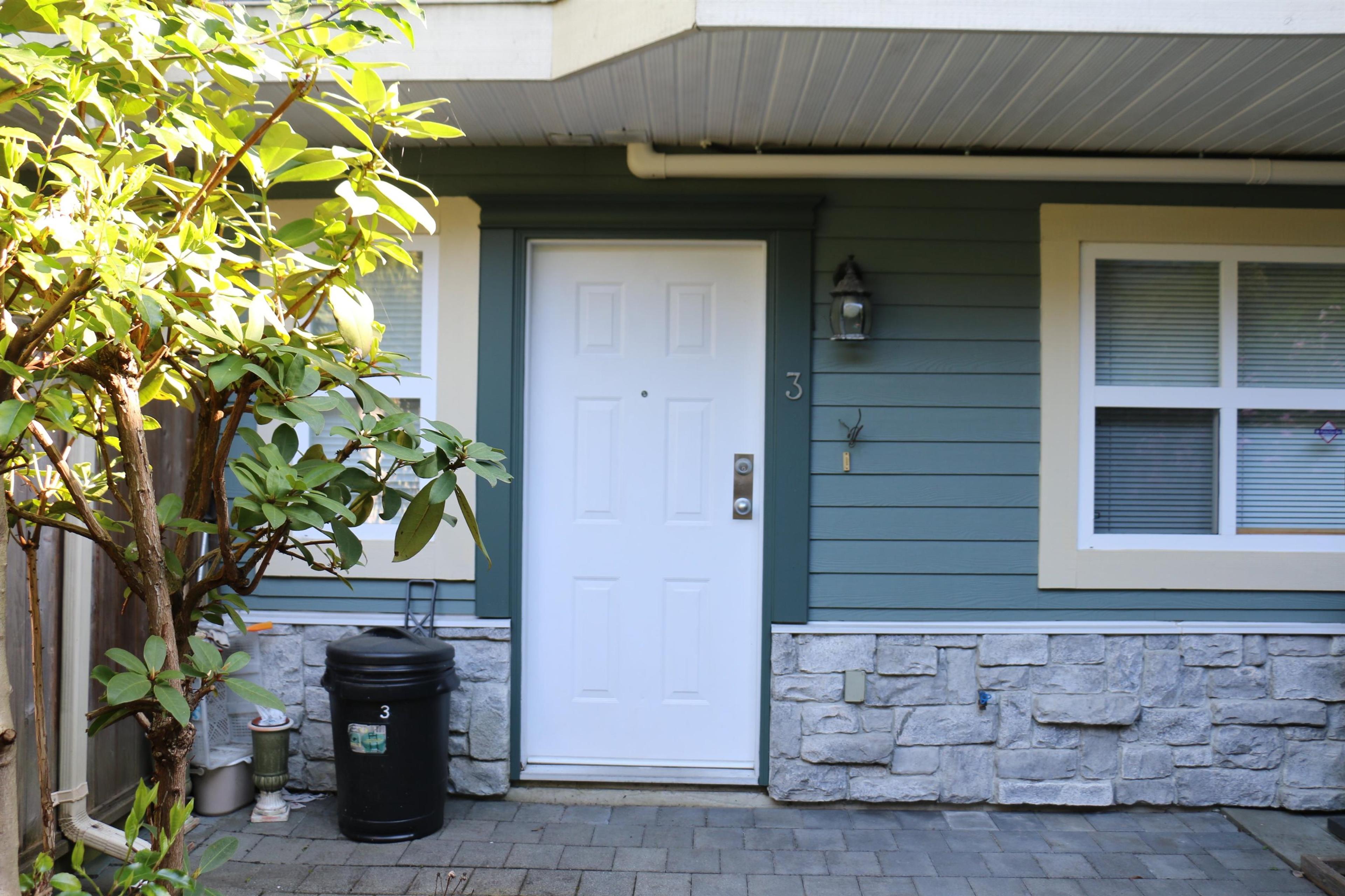 7833 St. Albans Road, Richmond - Exteriors - Photo 1