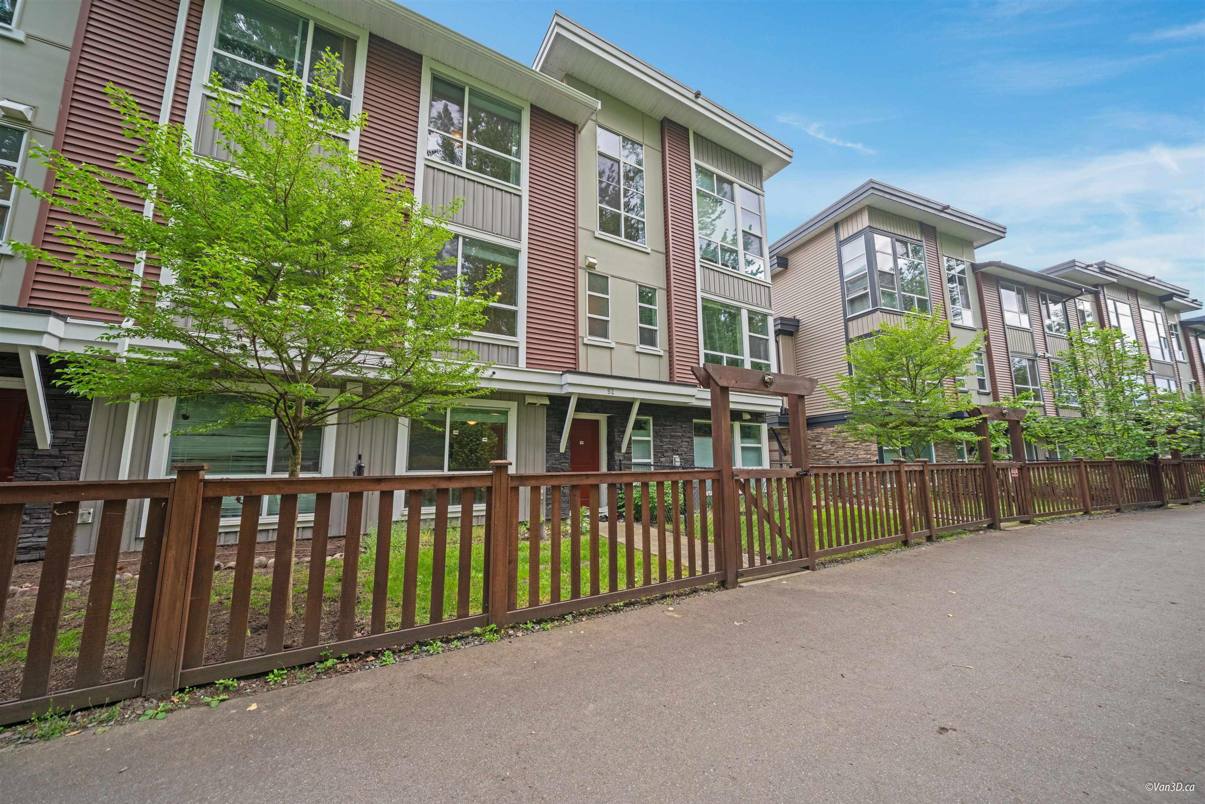 8413 Midtown Way, Chilliwack - Exteriors - Full Complex View - Photo 2