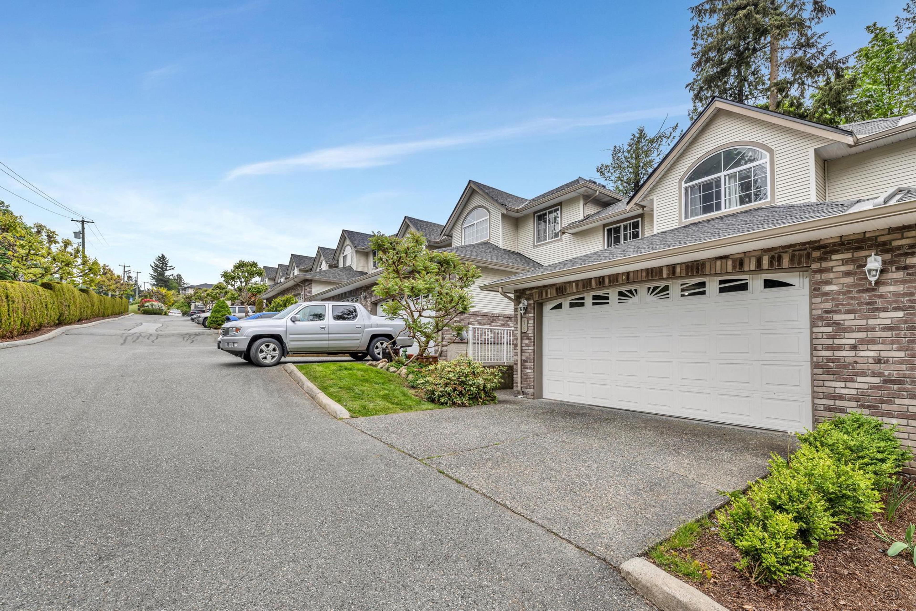 32777 Chilcotin Drive, Abbotsford - Exteriors - Full Complex View - Photo 2