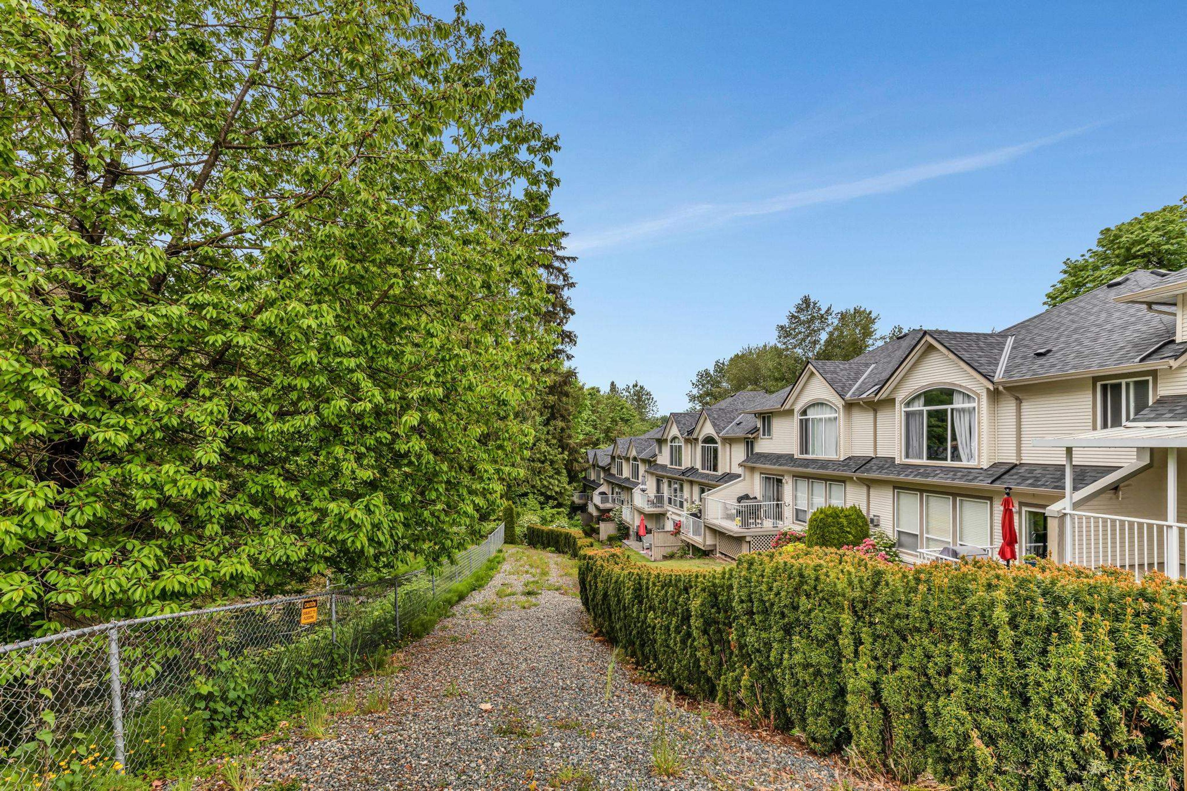 32777 Chilcotin Drive, Abbotsford - Exteriors - Full Complex View - Photo 7