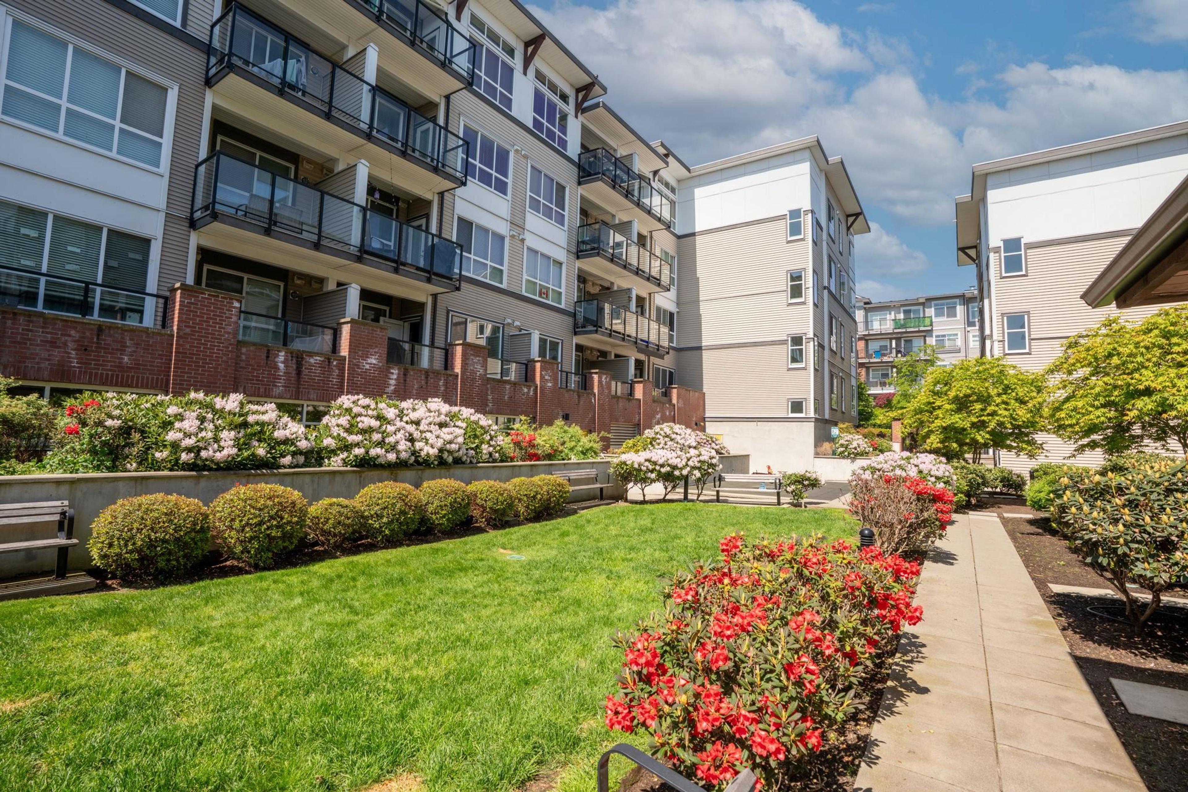6468 195a Street, Surrey - Exteriors - Full Complex View - Photo 8
