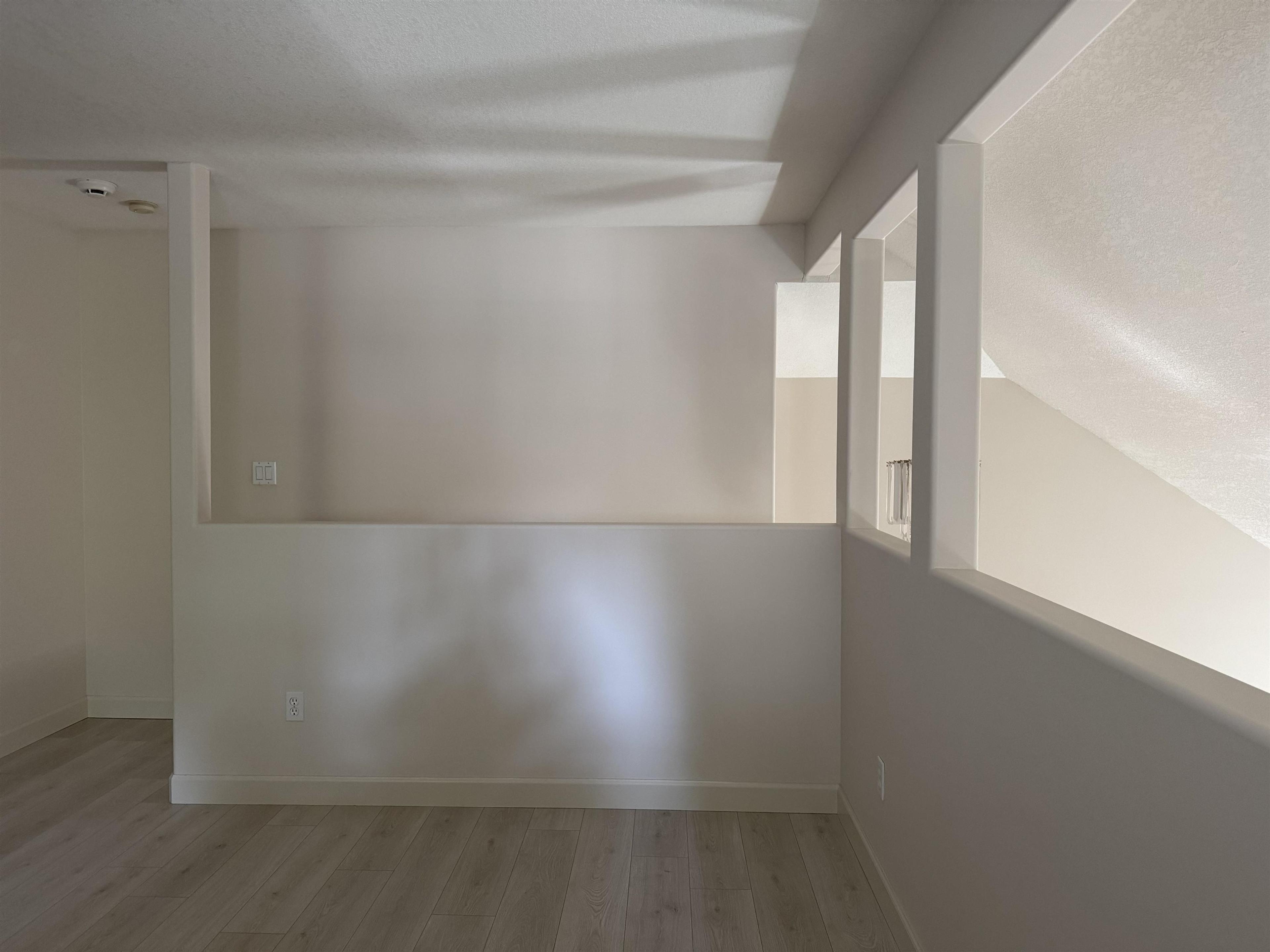 16920 80 Avenue, Surrey - Exteriors - Photo 3