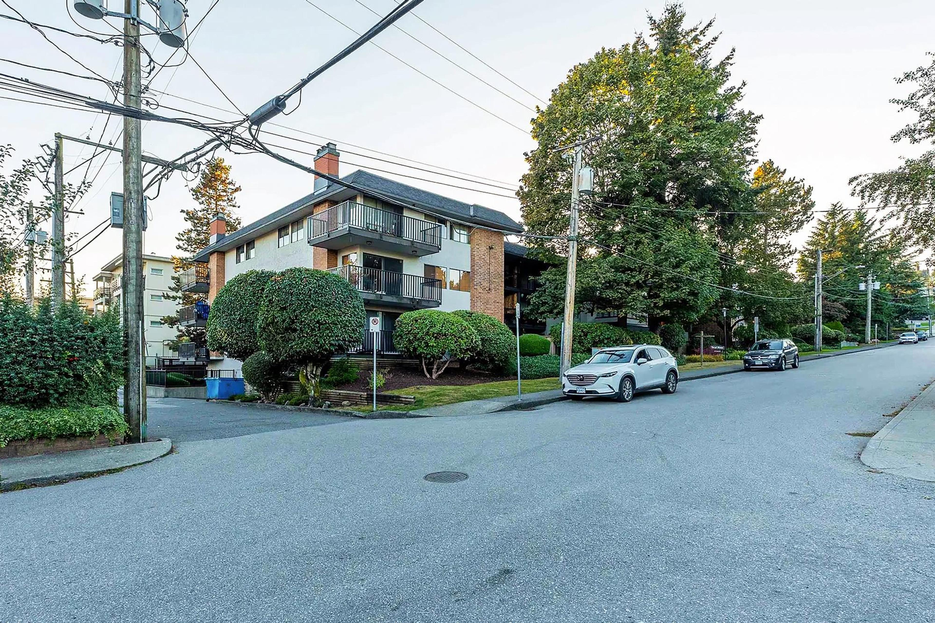 316 Cedar Street, New Westminster - Exteriors - Photo 4