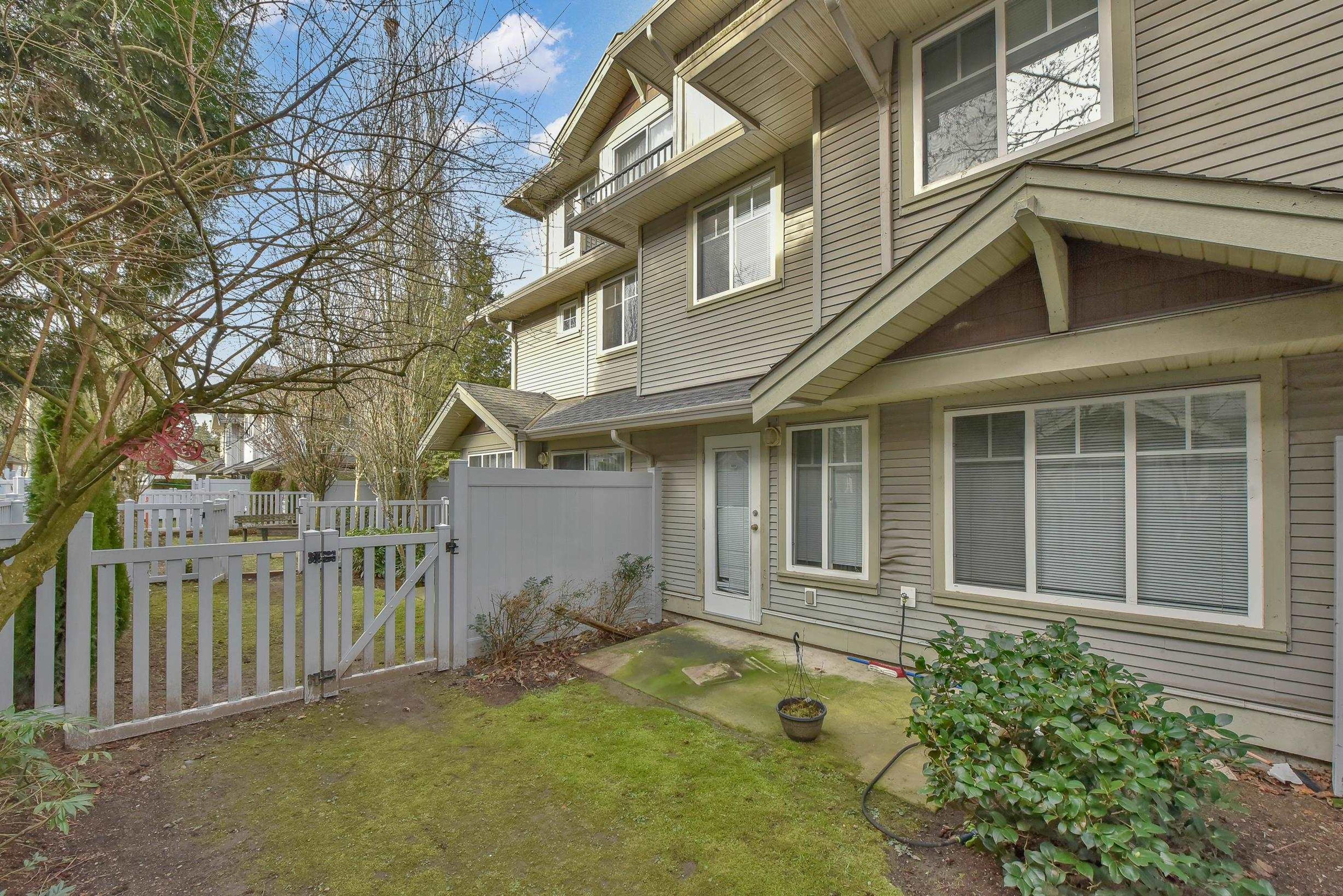 12040 68 Avenue, Surrey - Exteriors - Photo 3