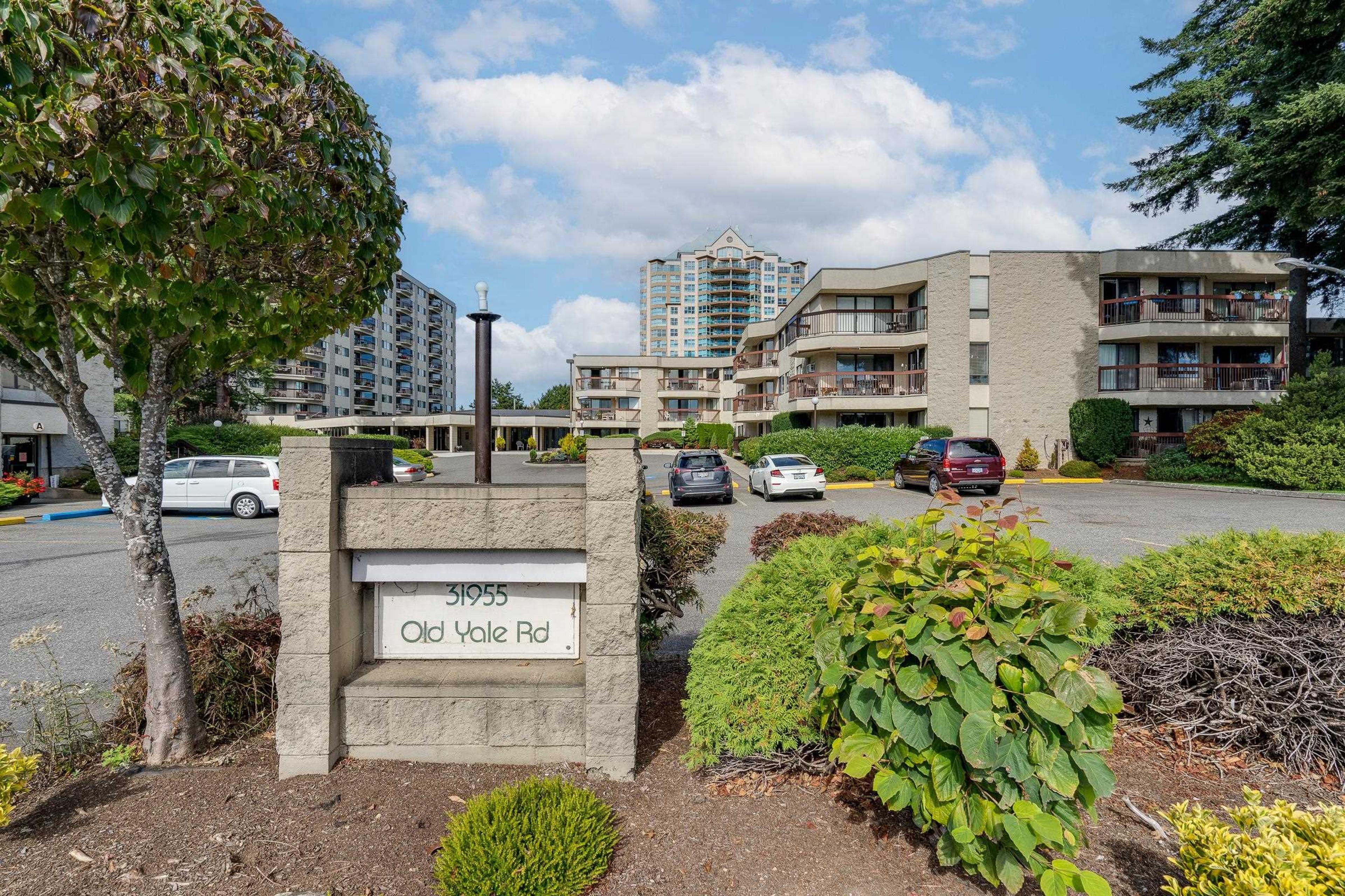 31955 Old Yale Road, Abbotsford - Exteriors - Full Complex View - Photo 2