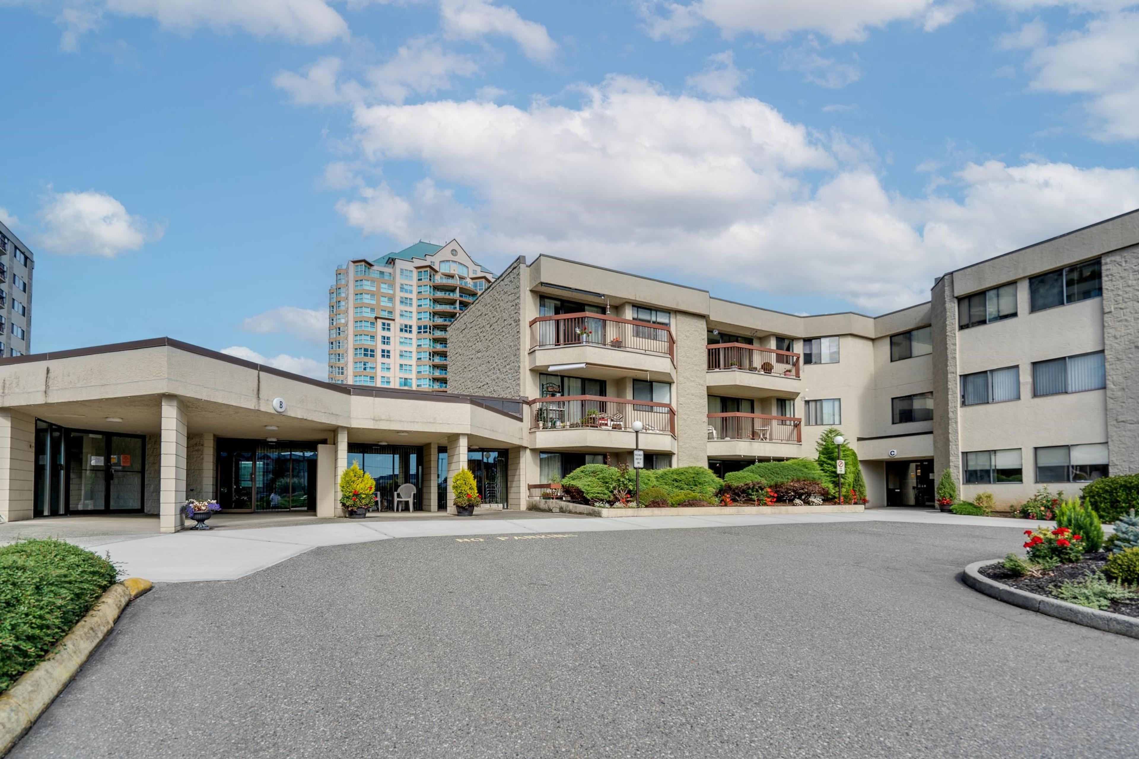 31955 Old Yale Road, Abbotsford - Exteriors - Photo 4