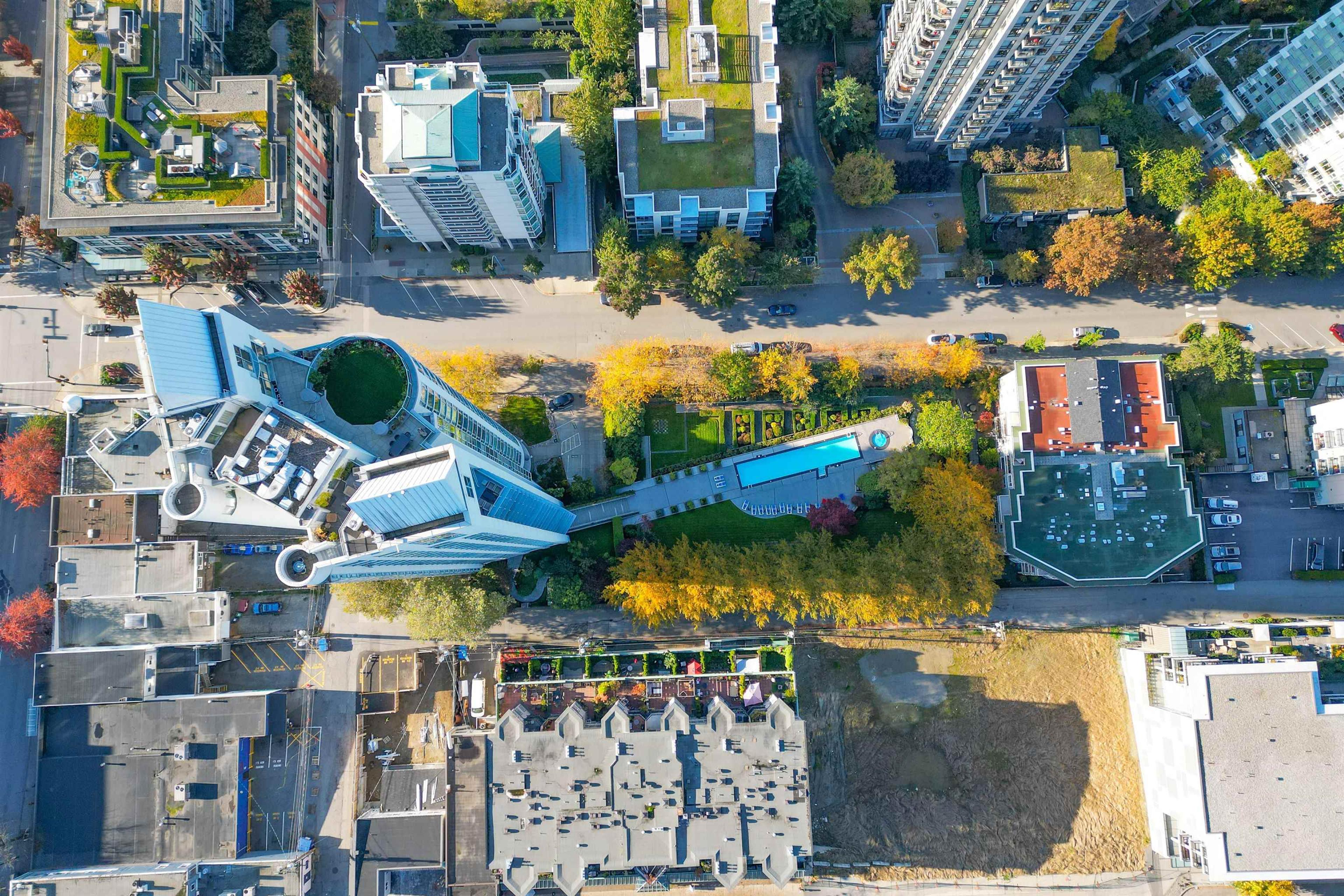 120 W 2nd Street, North Vancouver - Exteriors - Full Complex View, Drone/Aerial View - Photo 1