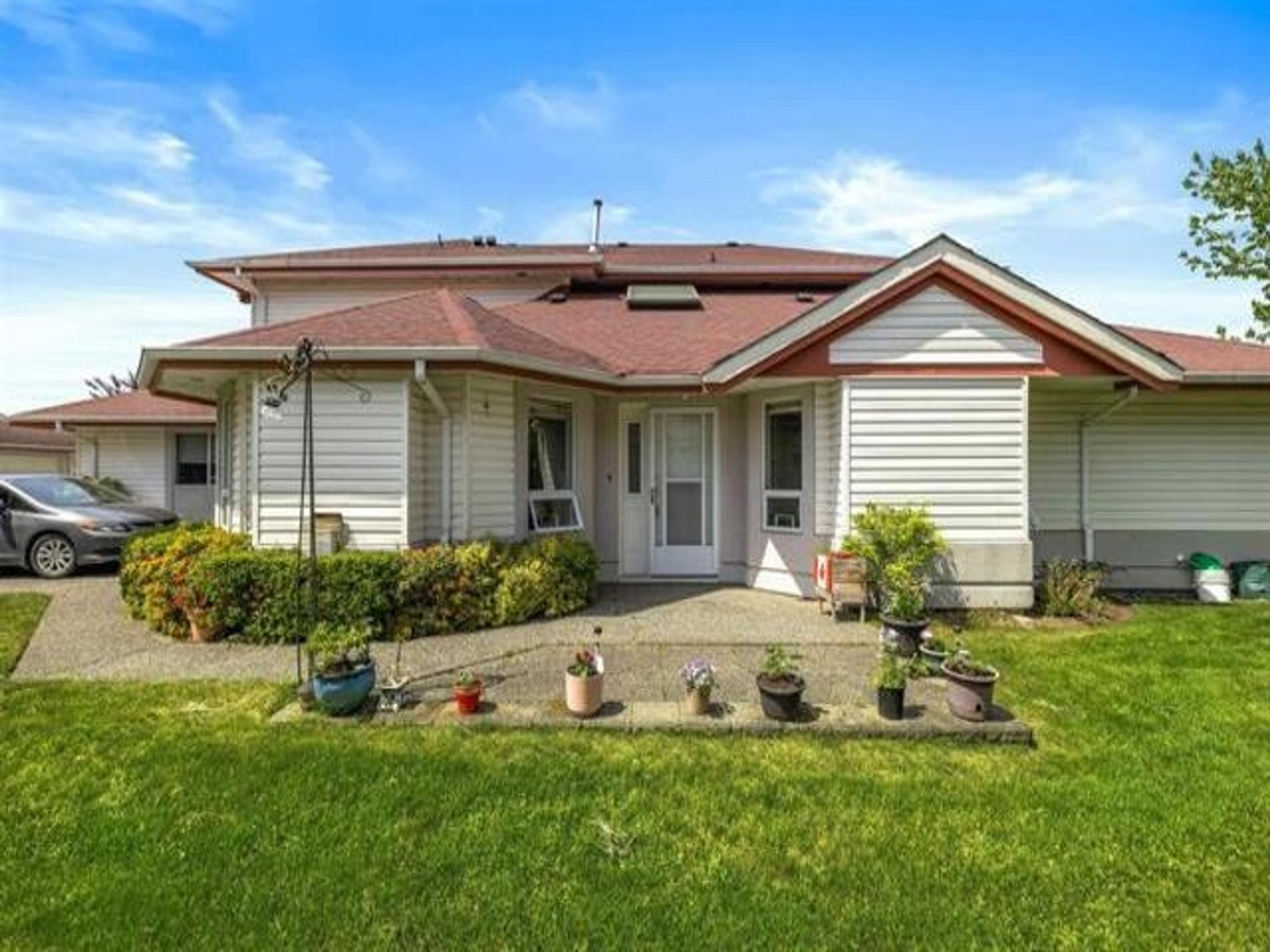 31406 Upper Maclure Road, Abbotsford - Exteriors - Photo 2