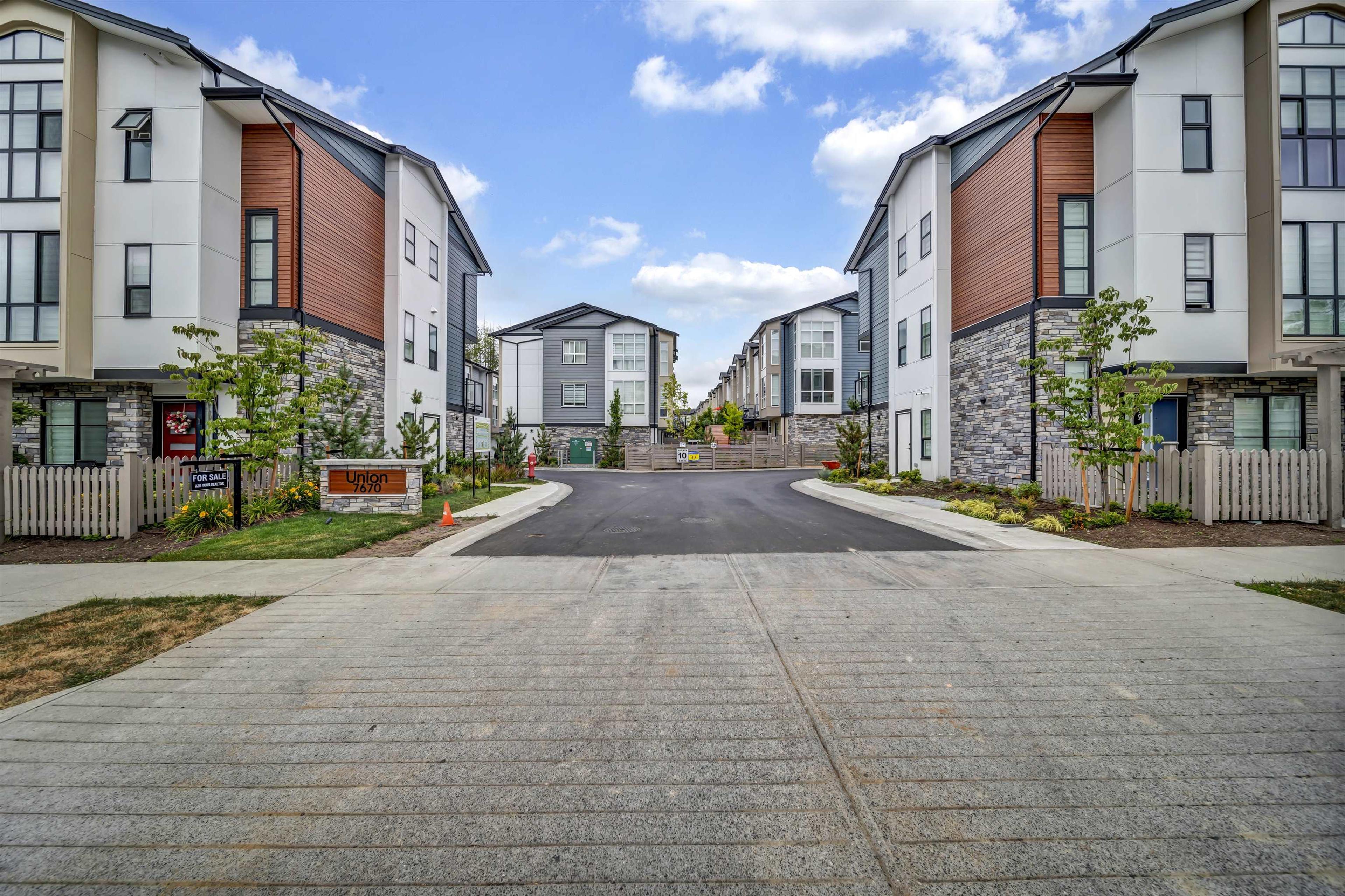 7670 207 Street, Langley - Exteriors - Full Complex View - Photo 1