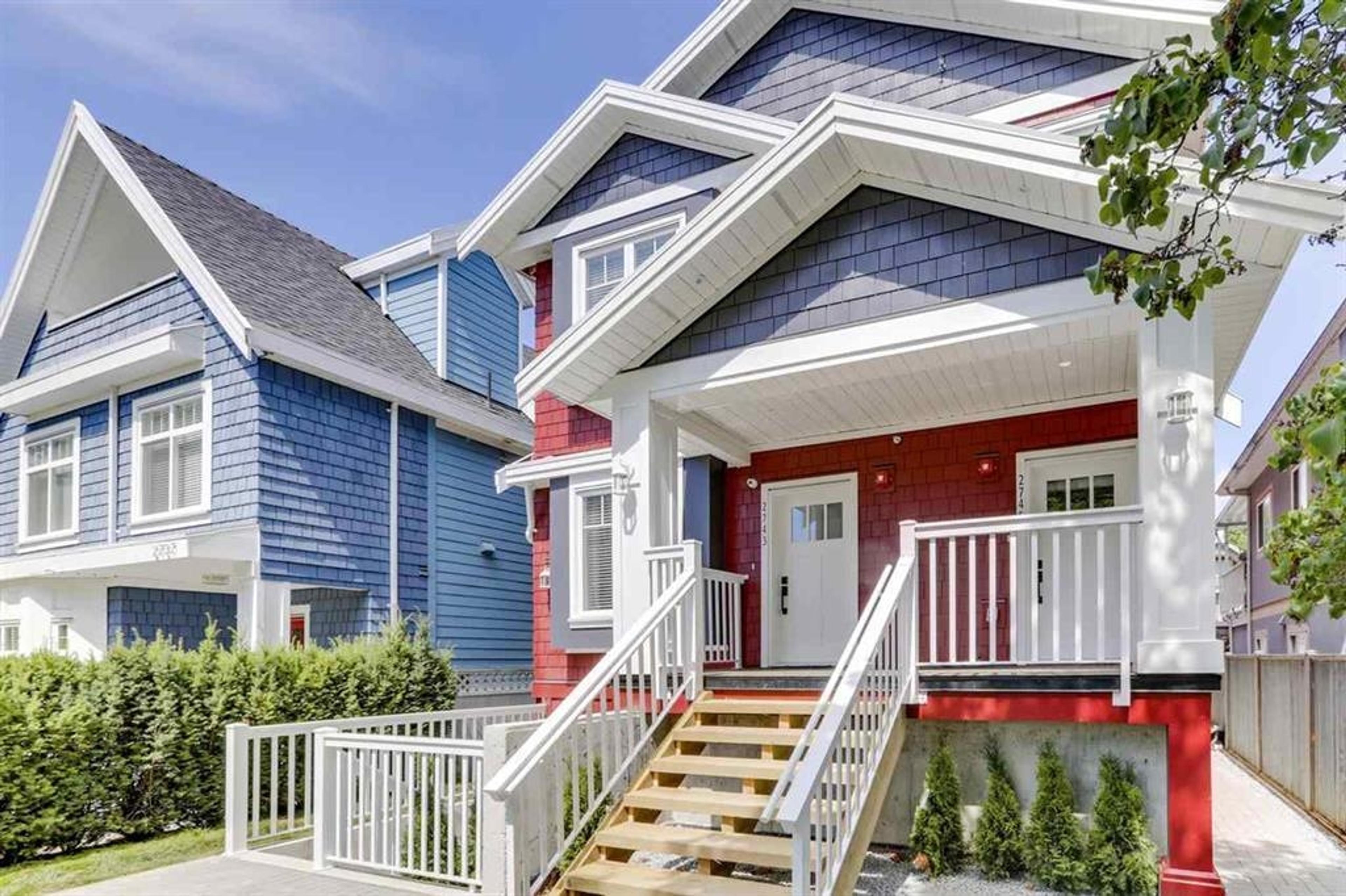 2745 Duke Street, Vancouver - Exteriors - Photo 1