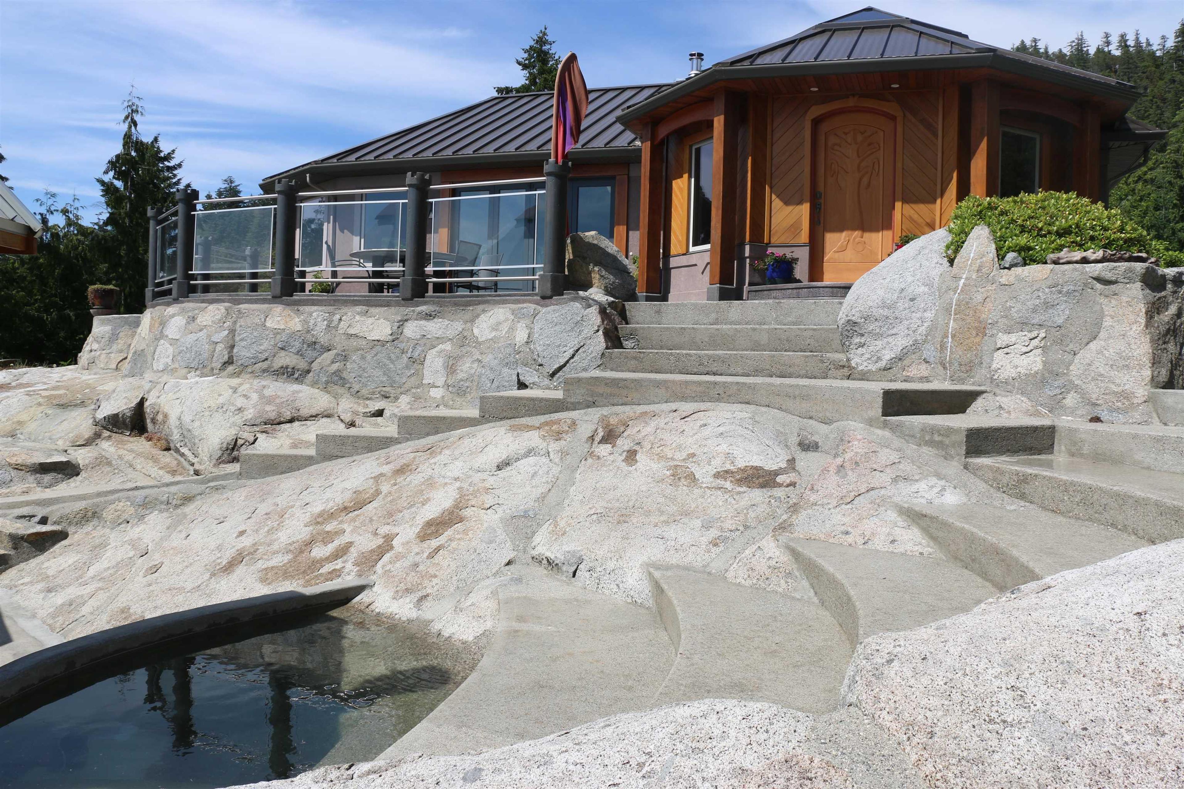 10664 Wood Bay Heights Road, Halfmoon Bay - Exteriors - Photo 8