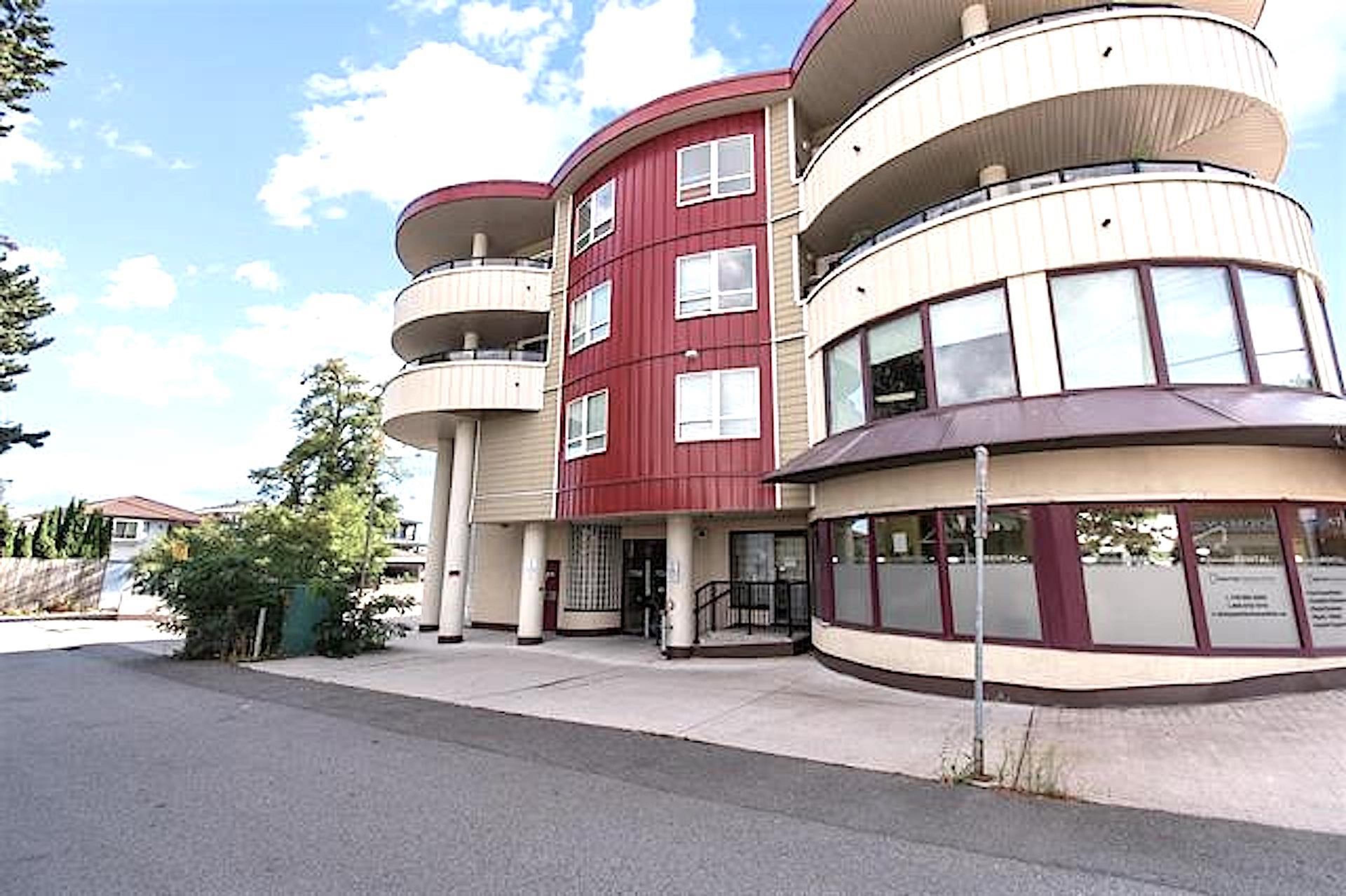 7738 Edmonds Street, Burnaby - Exteriors - Photo 2