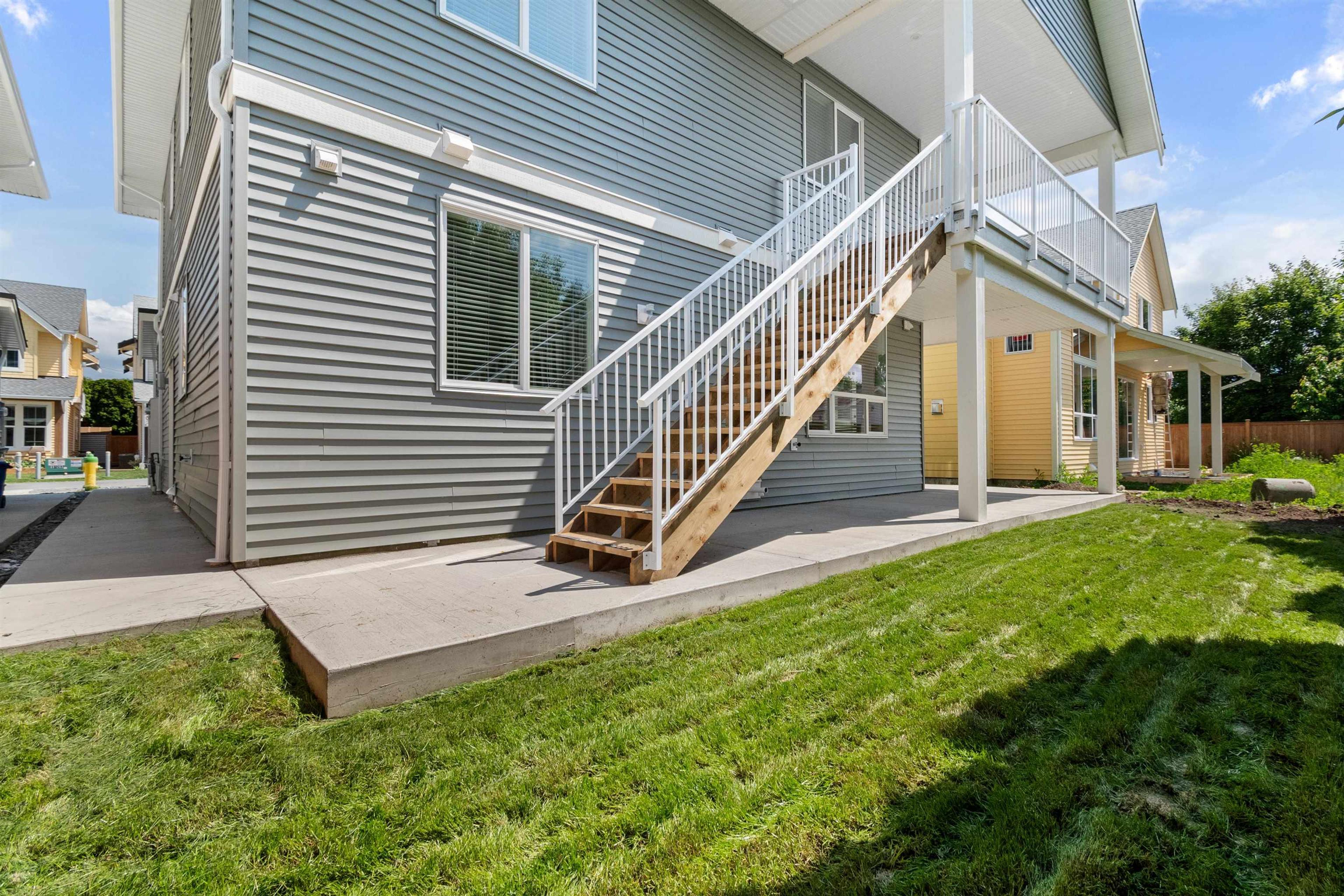 45314 Wells Road, Chilliwack - Exteriors - Photo 2