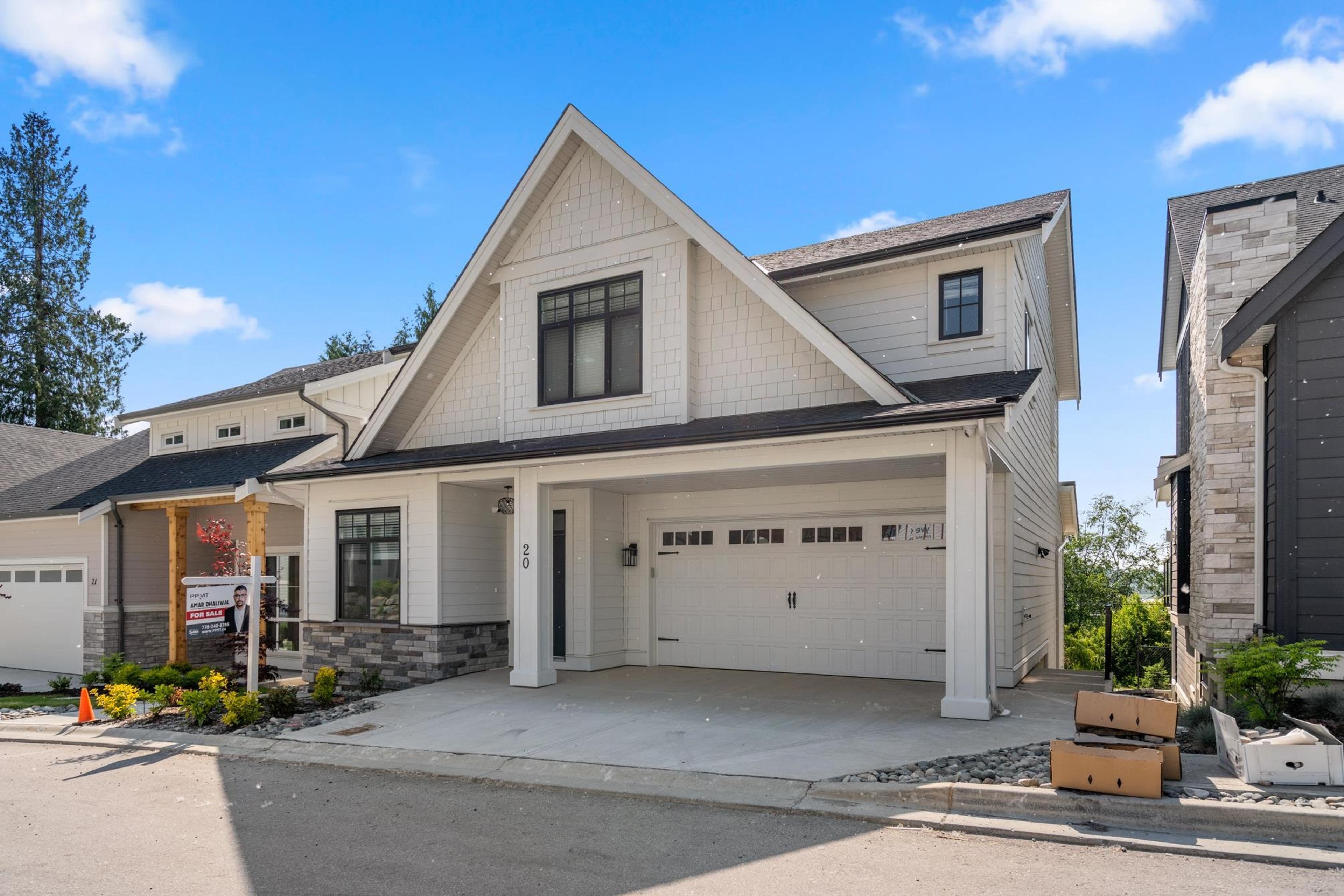 4217 Old Clayburn Road, Abbotsford - Exteriors - Photo 3