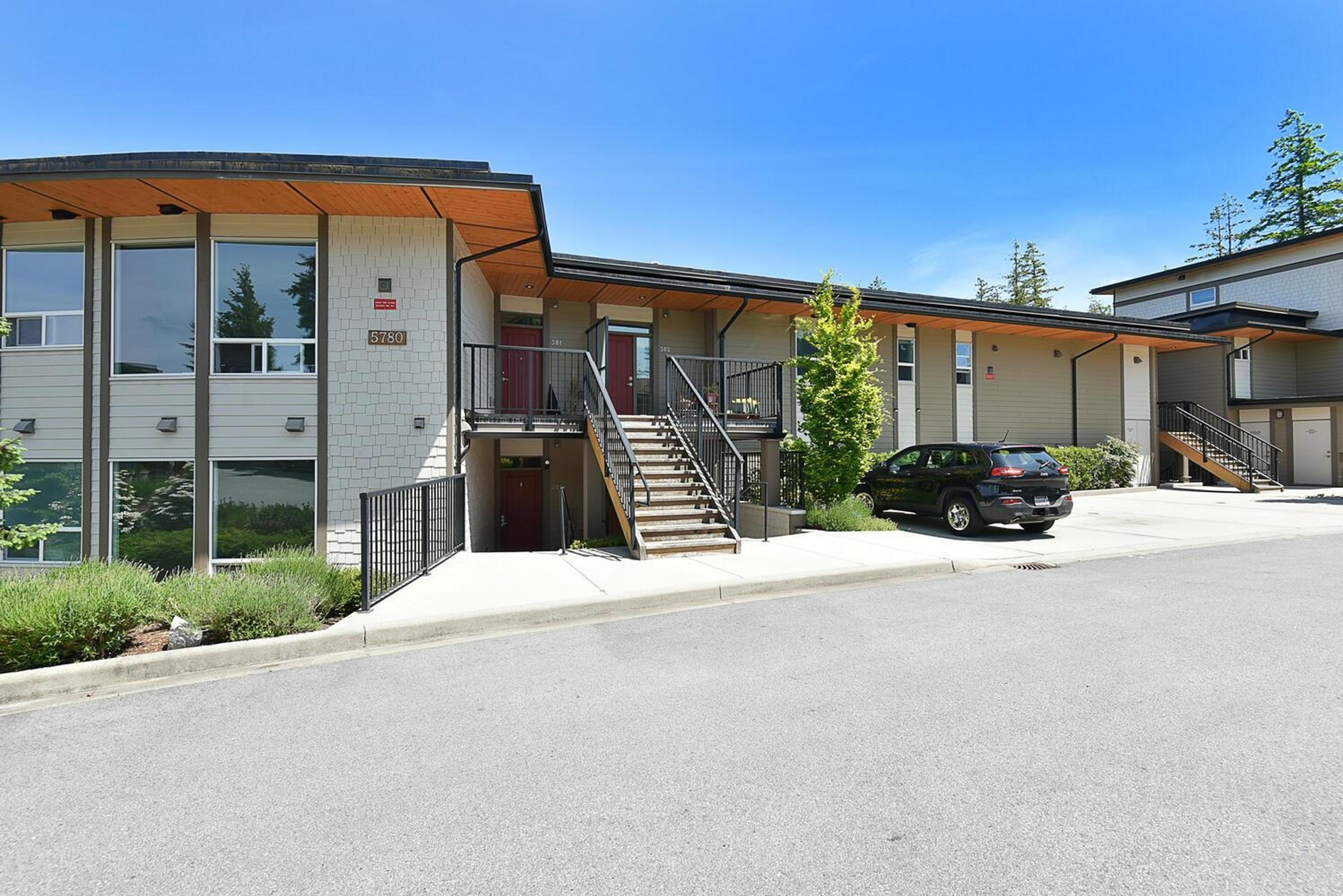 5782 Marine Way, Sechelt - Exteriors - Full Complex View - Photo 2