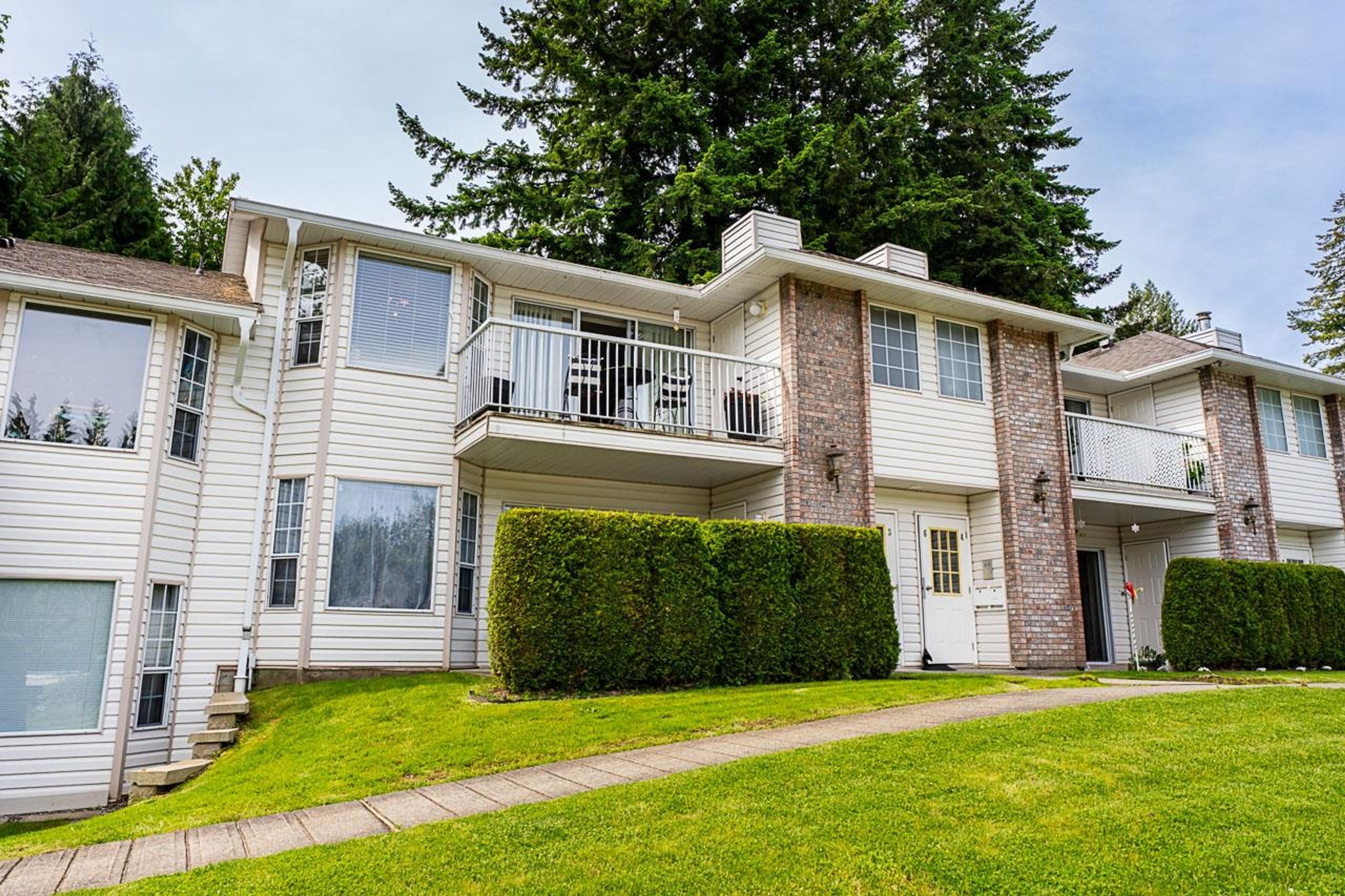 33123 George Ferguson Way, Abbotsford - Exteriors - Full Complex View - Photo 2