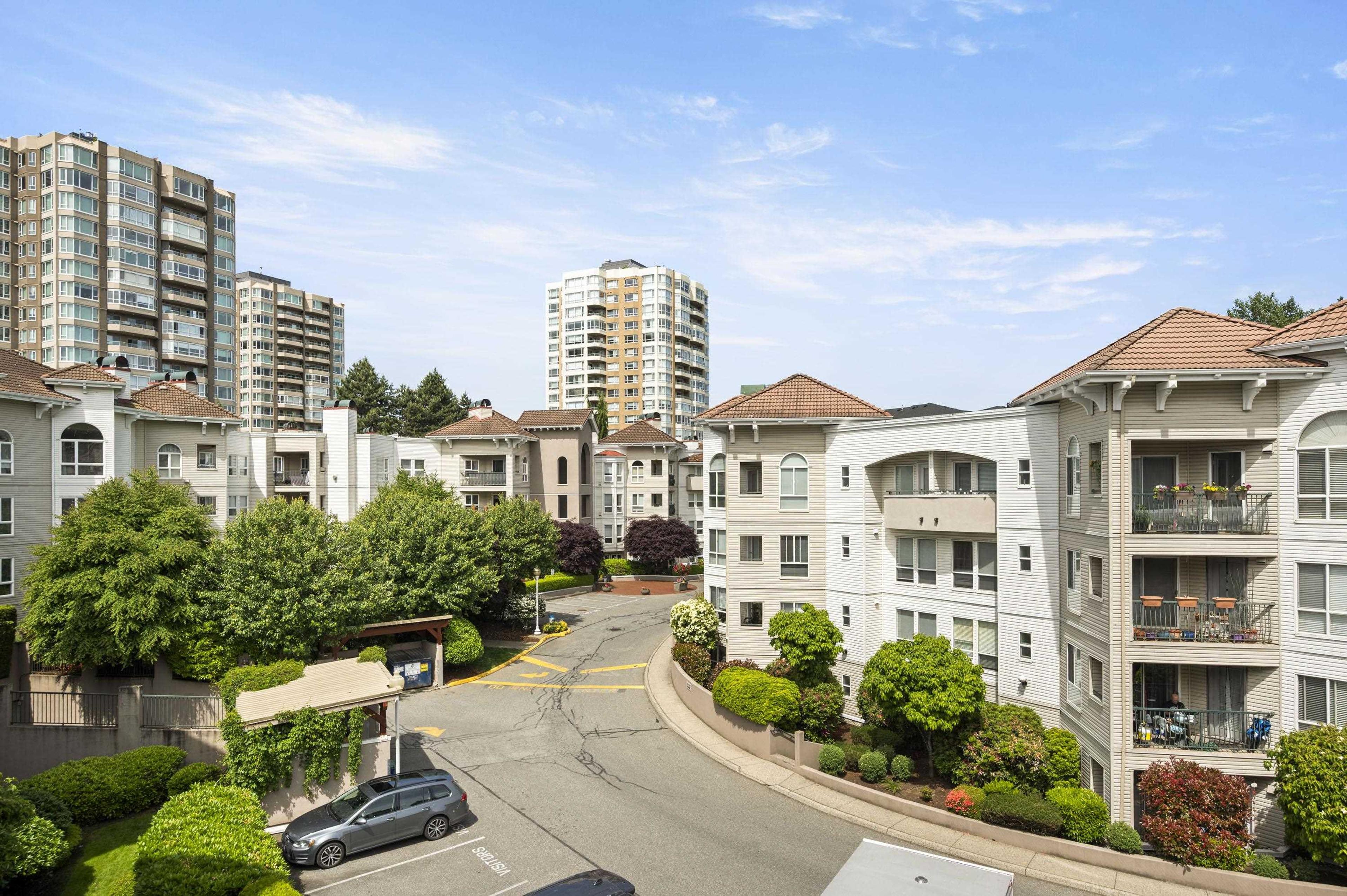 3176 Gladwin Road, Abbotsford - Exteriors - Full Complex View - Photo 3