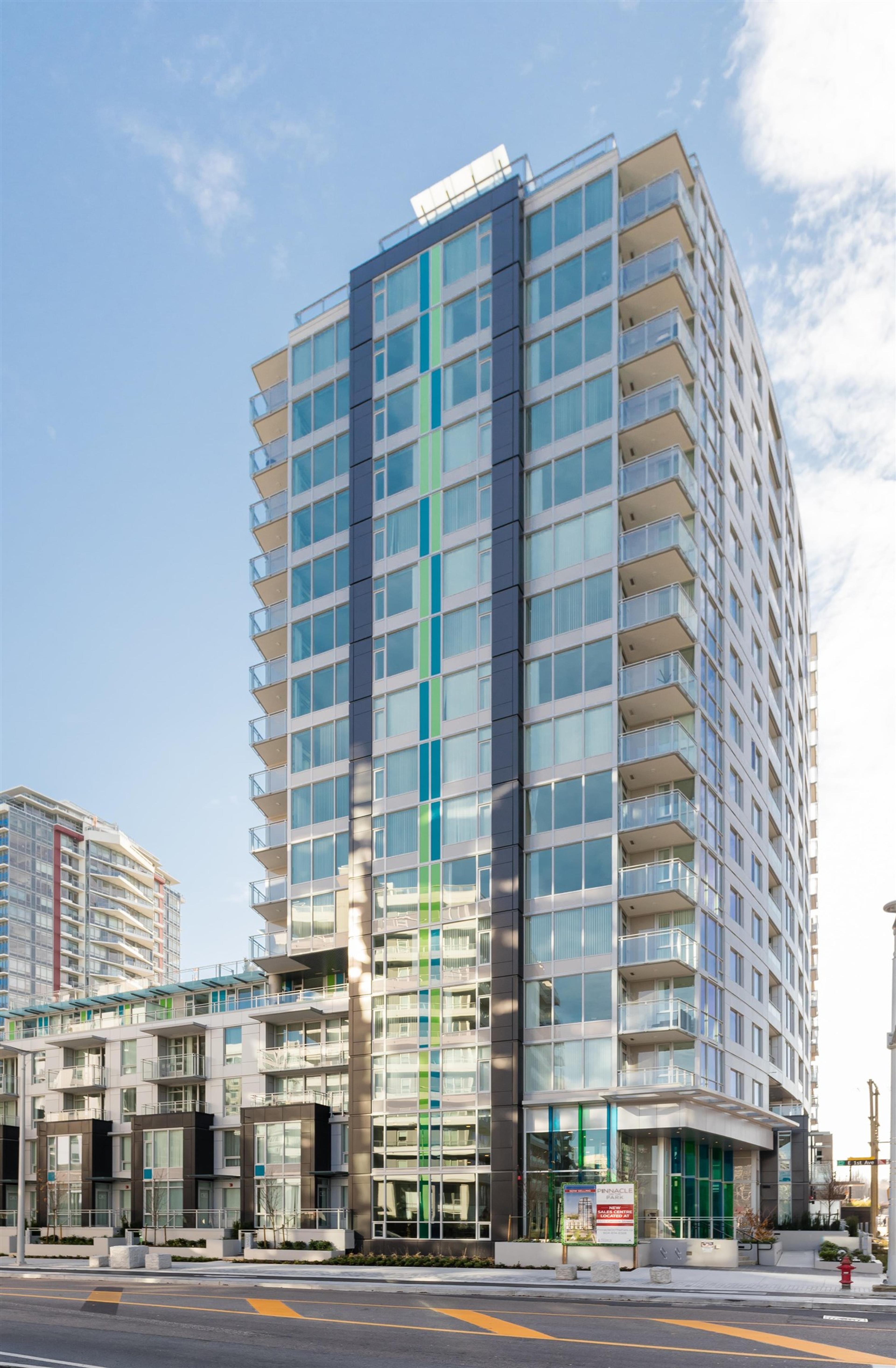 1708 Ontario Street, Vancouver - Exteriors - Photo 1