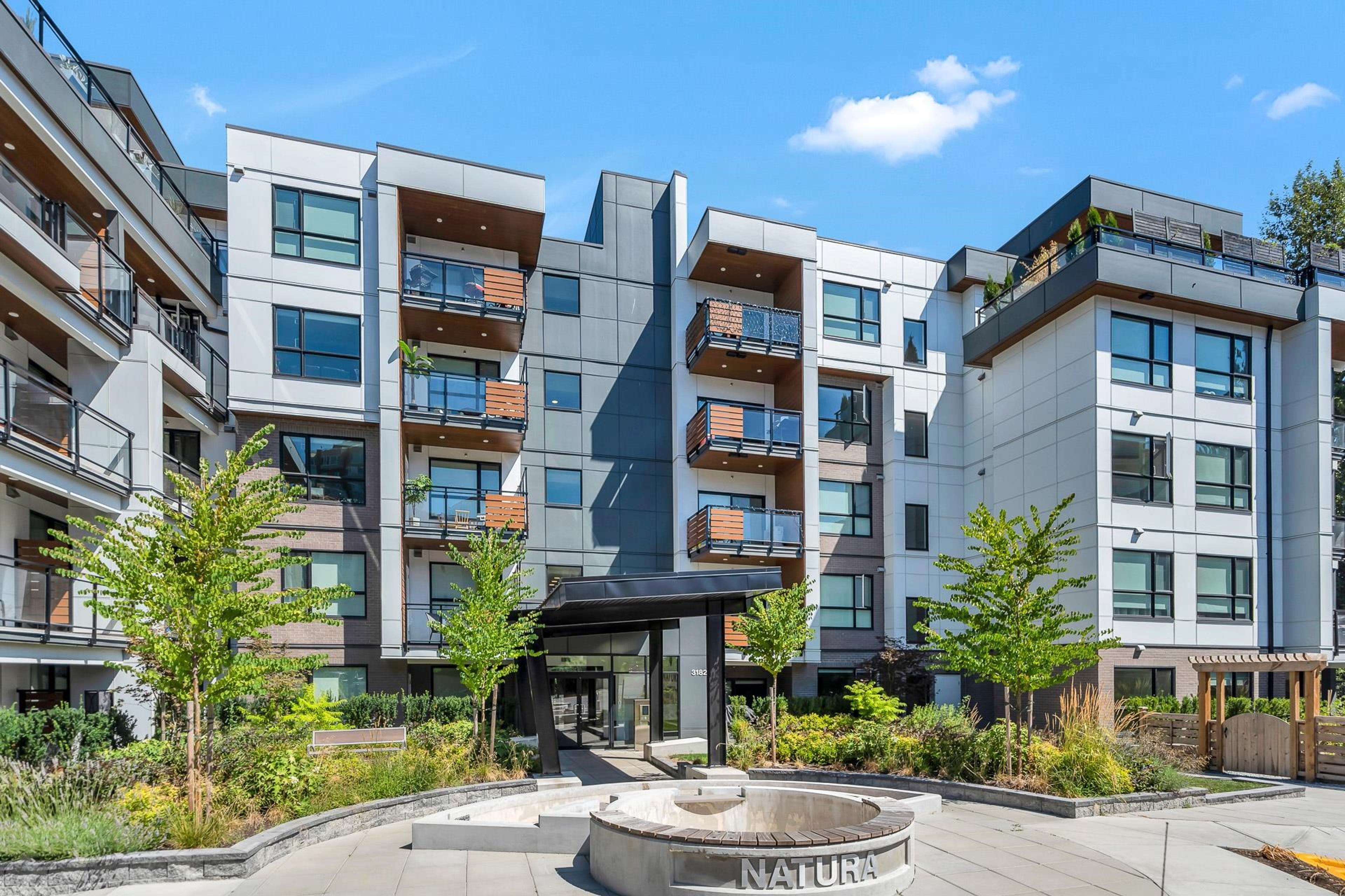 3182 Gladwin Road, Abbotsford - Exteriors - Full Complex View - Photo 2