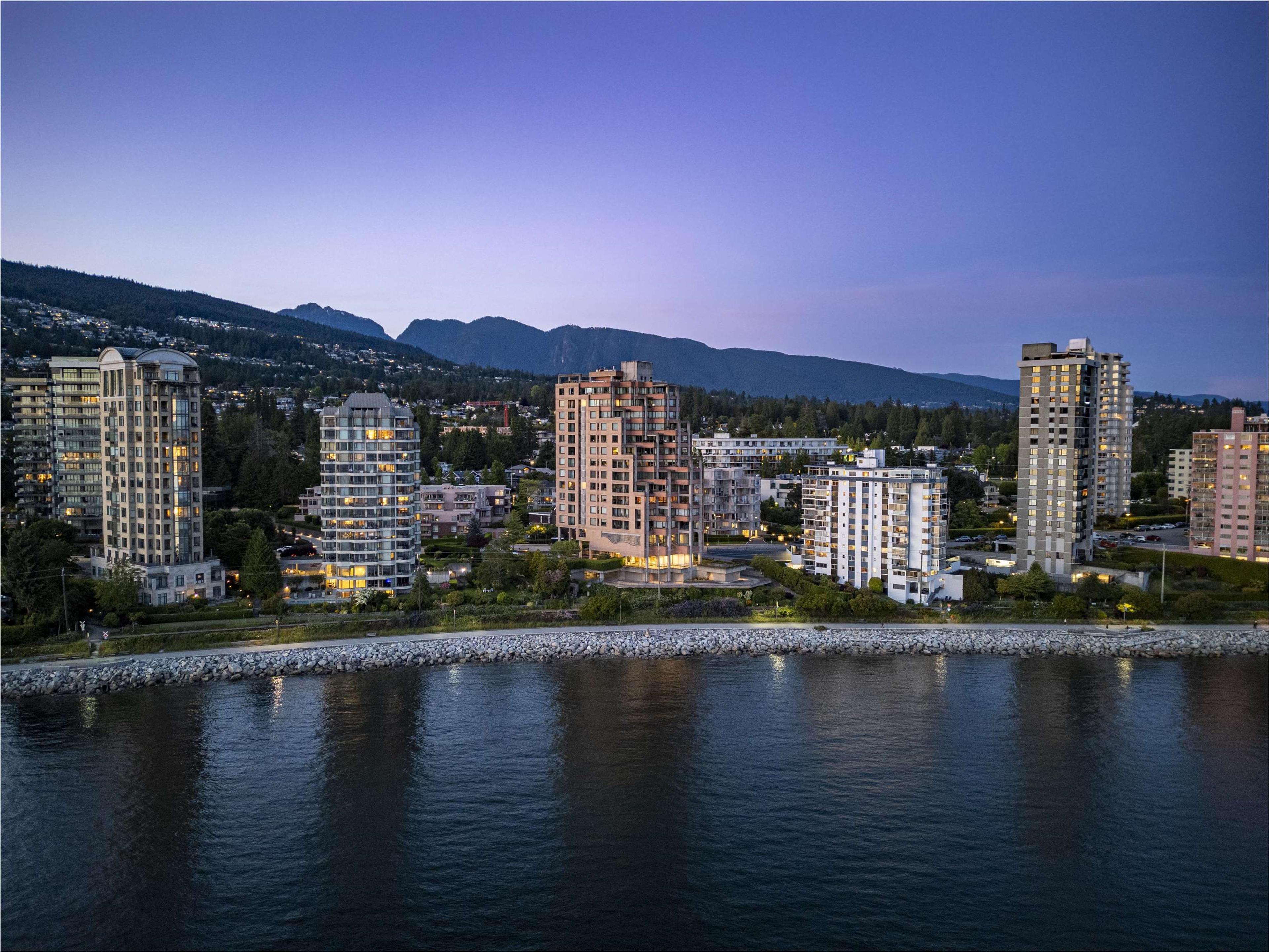 2250 Bellevue Avenue, West Vancouver - Exteriors - Full Complex View, Drone/Aerial View - Photo 1
