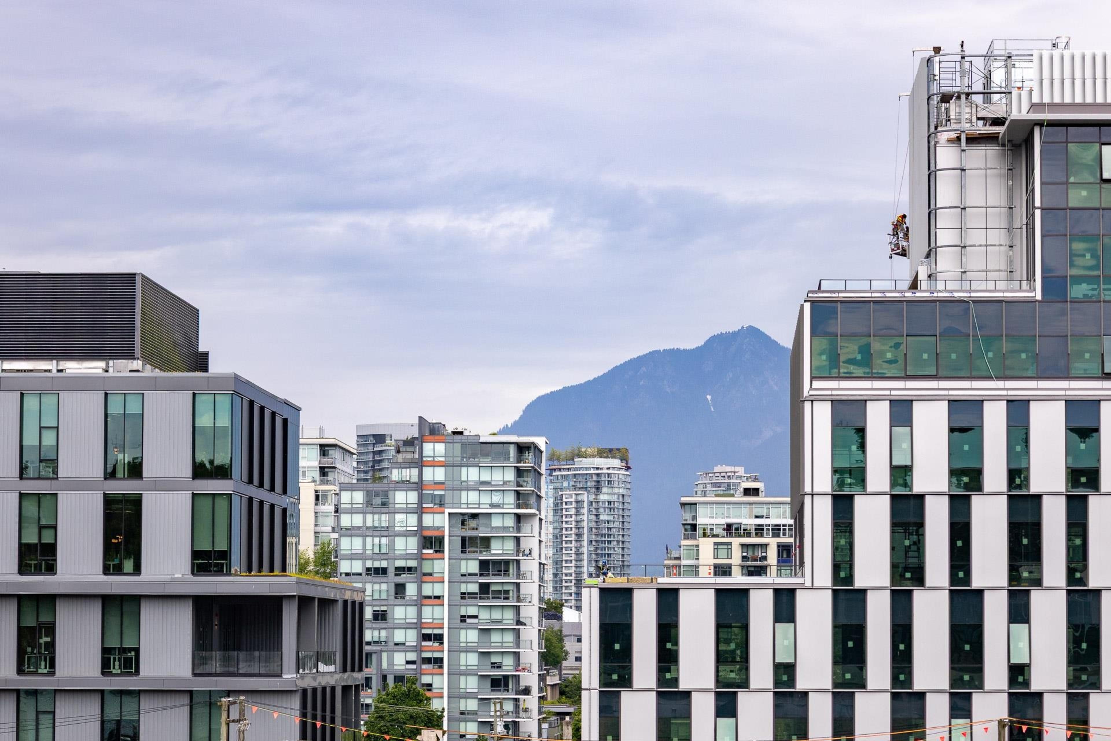 128 W 6th Avenue, Vancouver - Exteriors - Full Complex View - Photo 1