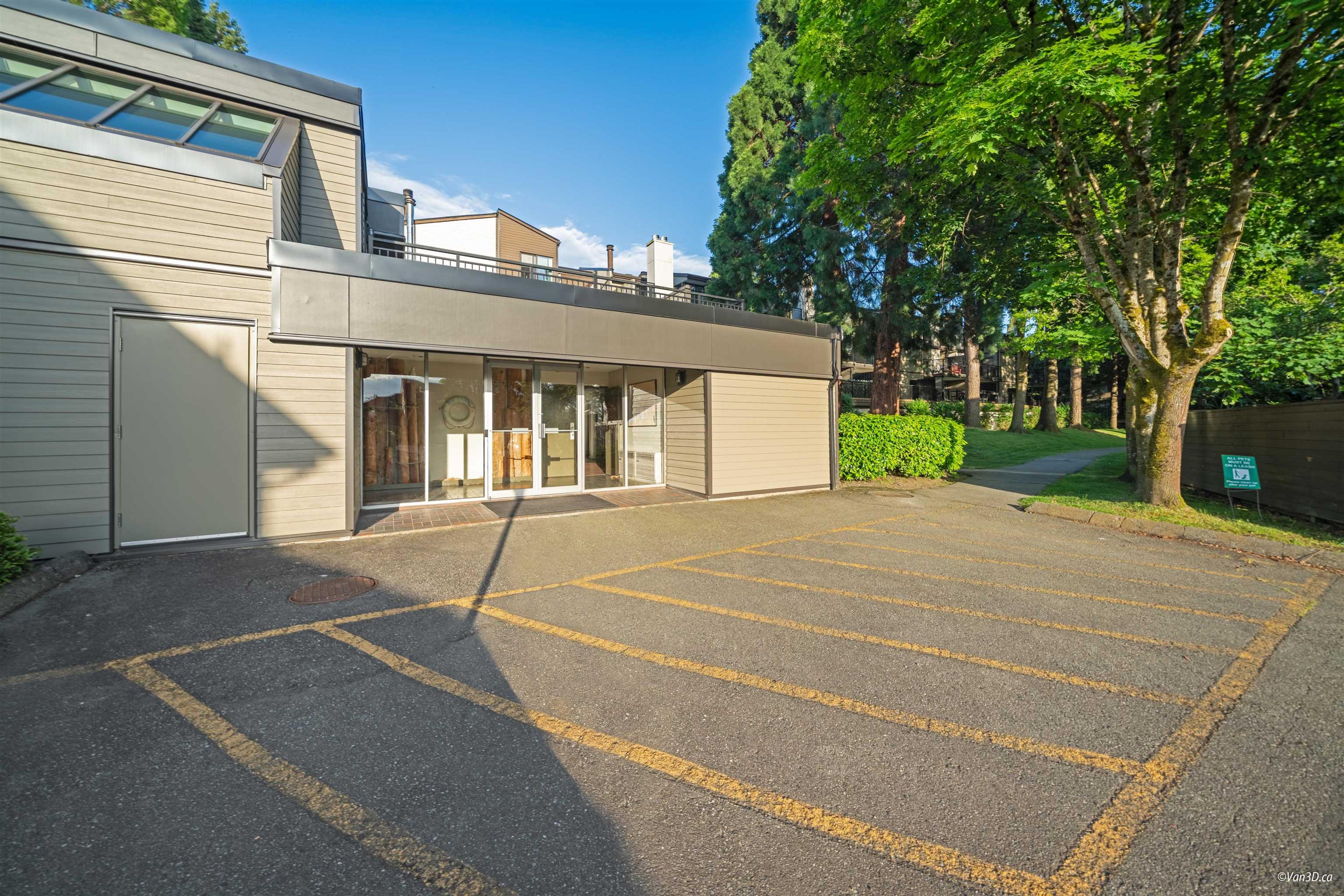 3851 Blundell Road, Richmond - Exteriors - Photo 1