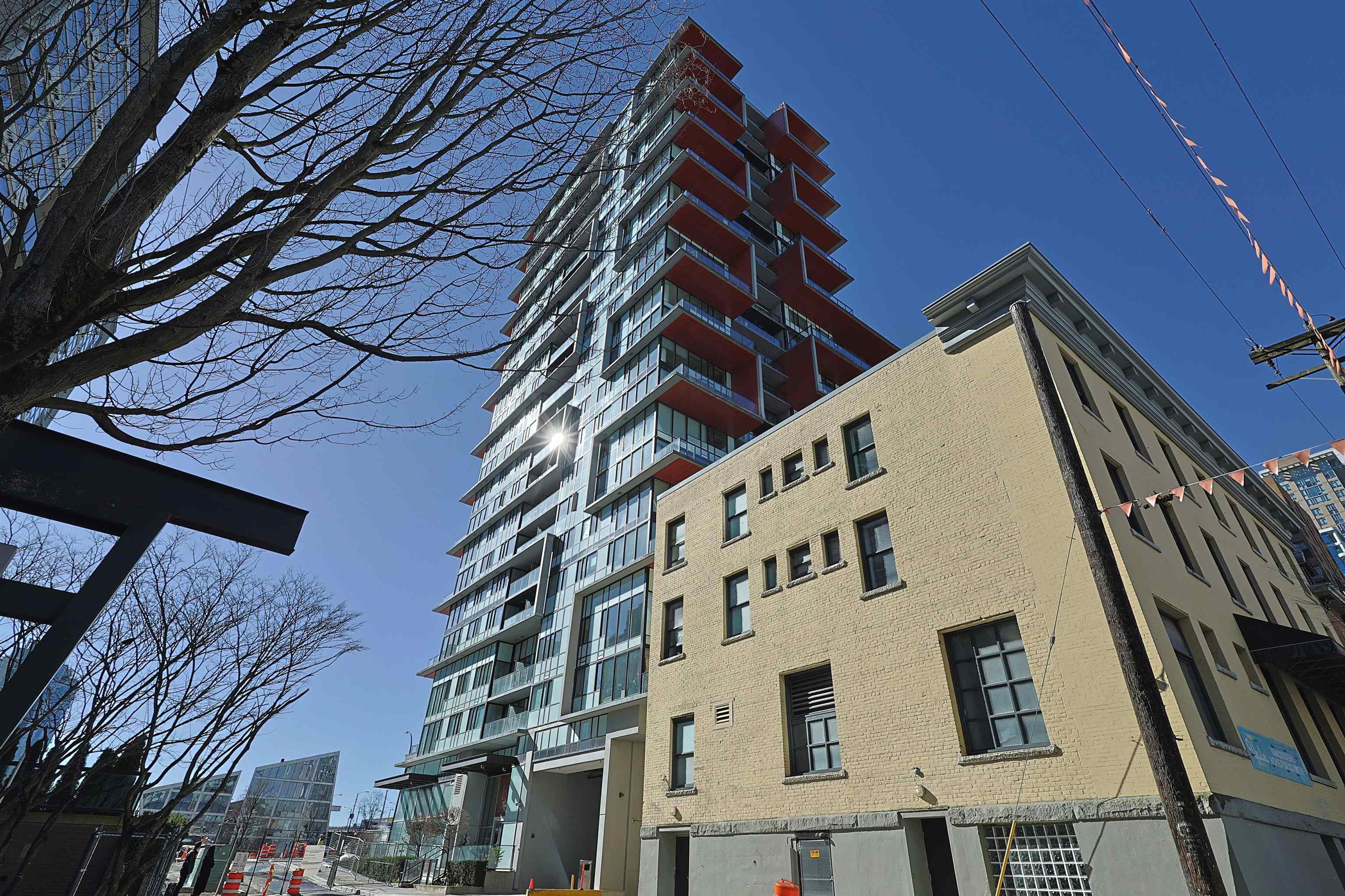 1325 Rolston Street, Vancouver - Exteriors - Photo 2