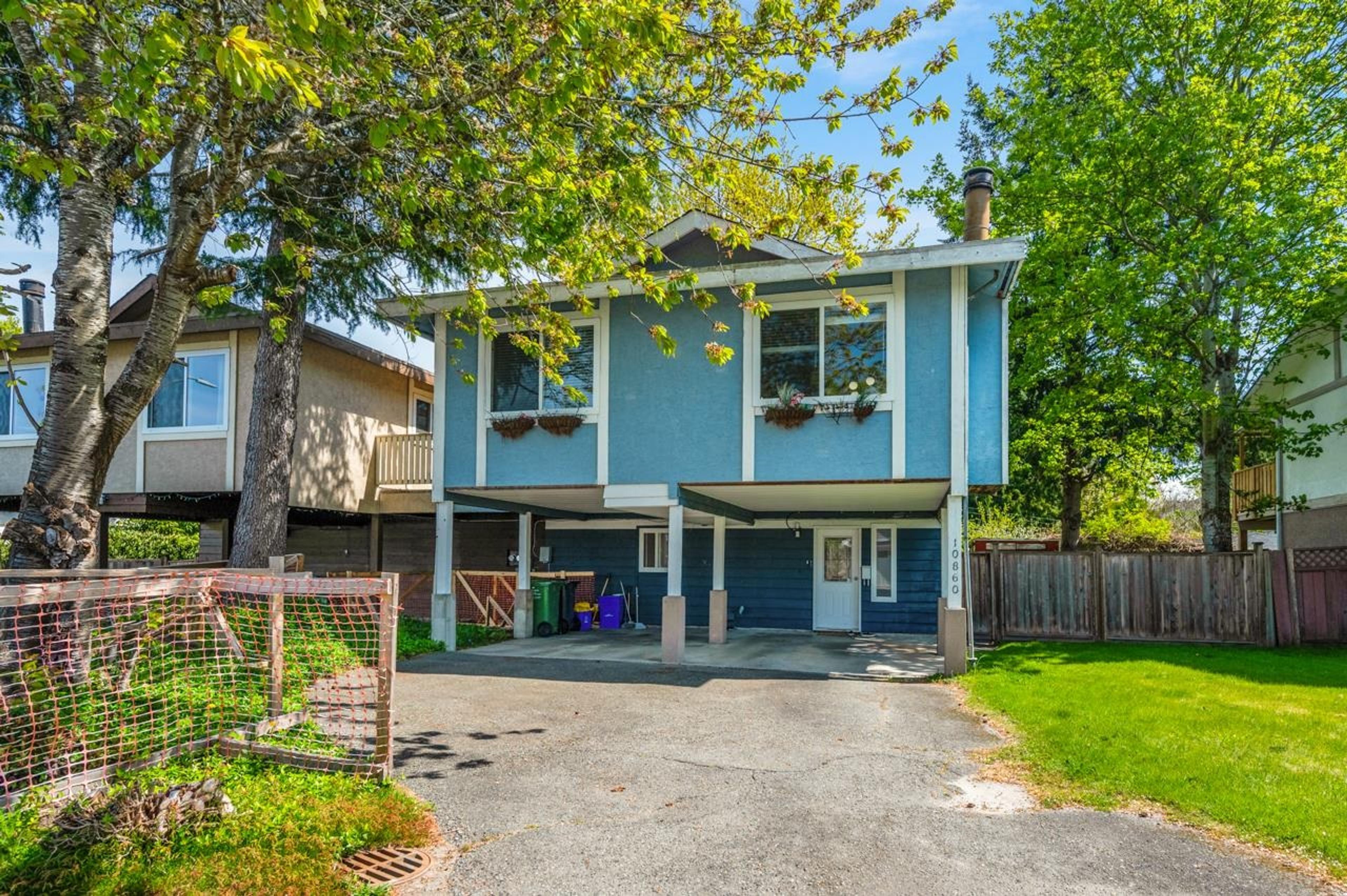 10840 Bonavista Gate, Richmond - Exteriors - Photo 2