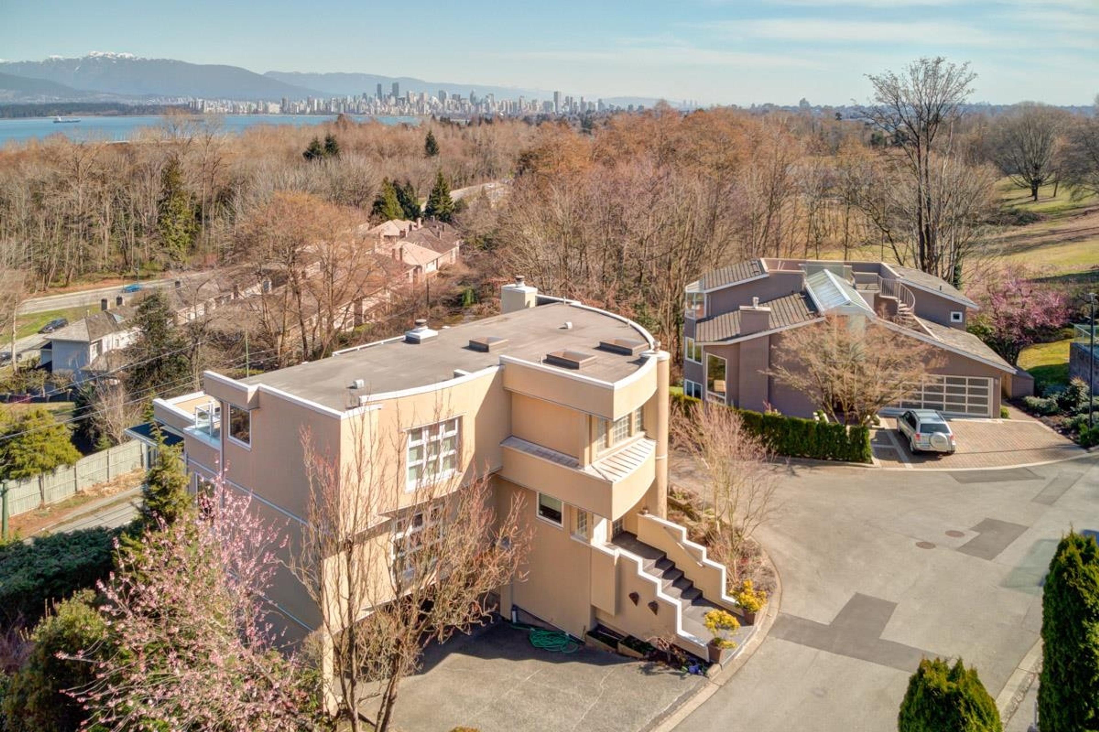 4322 West Point Place, Vancouver - Exteriors - Drone/Aerial View - Photo 1