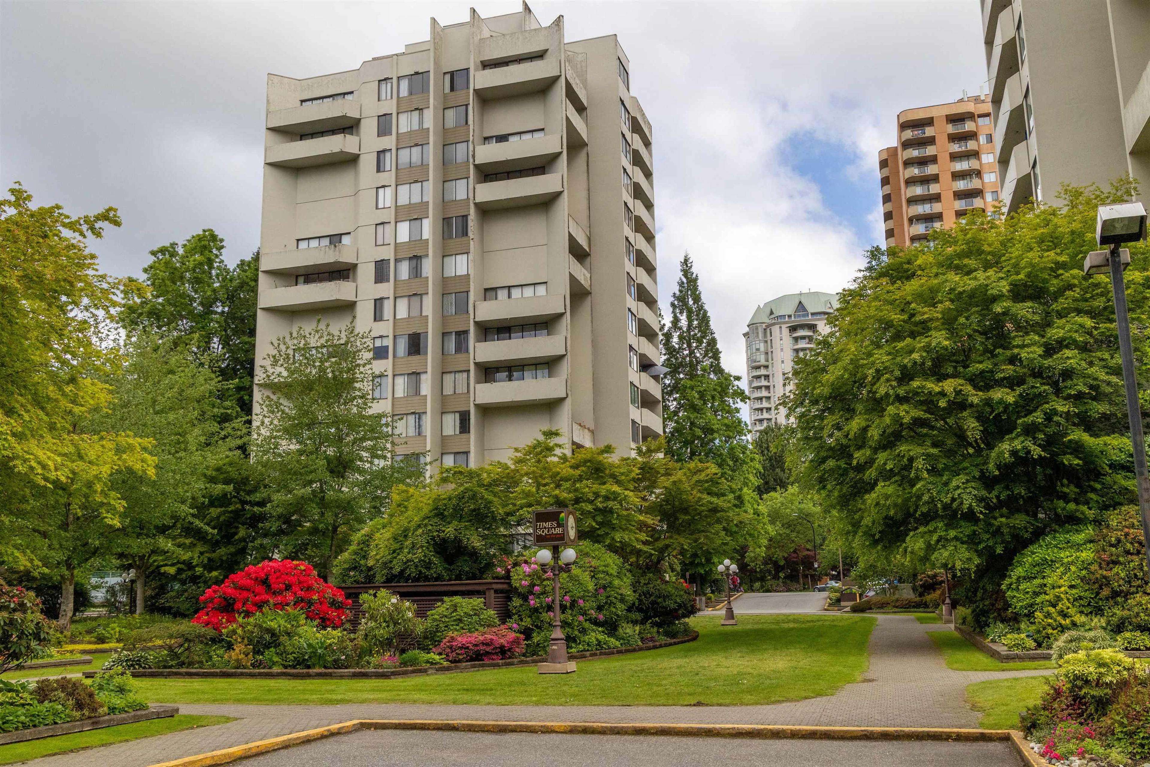 4105 Maywood Street, Burnaby - Exteriors - Full Complex View - Photo 2