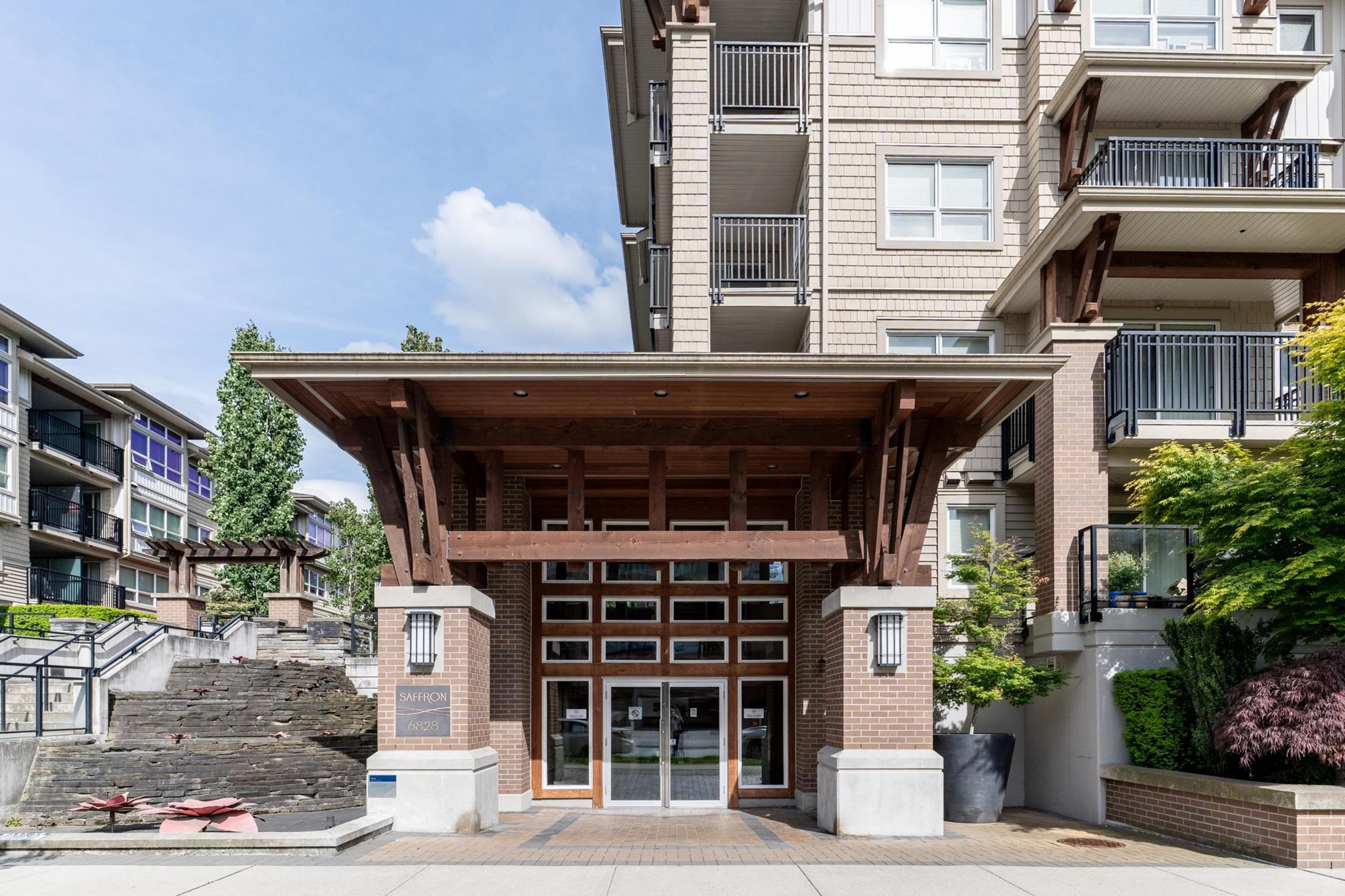 6800 Eckersley Road, Richmond - Exteriors - Photo 4