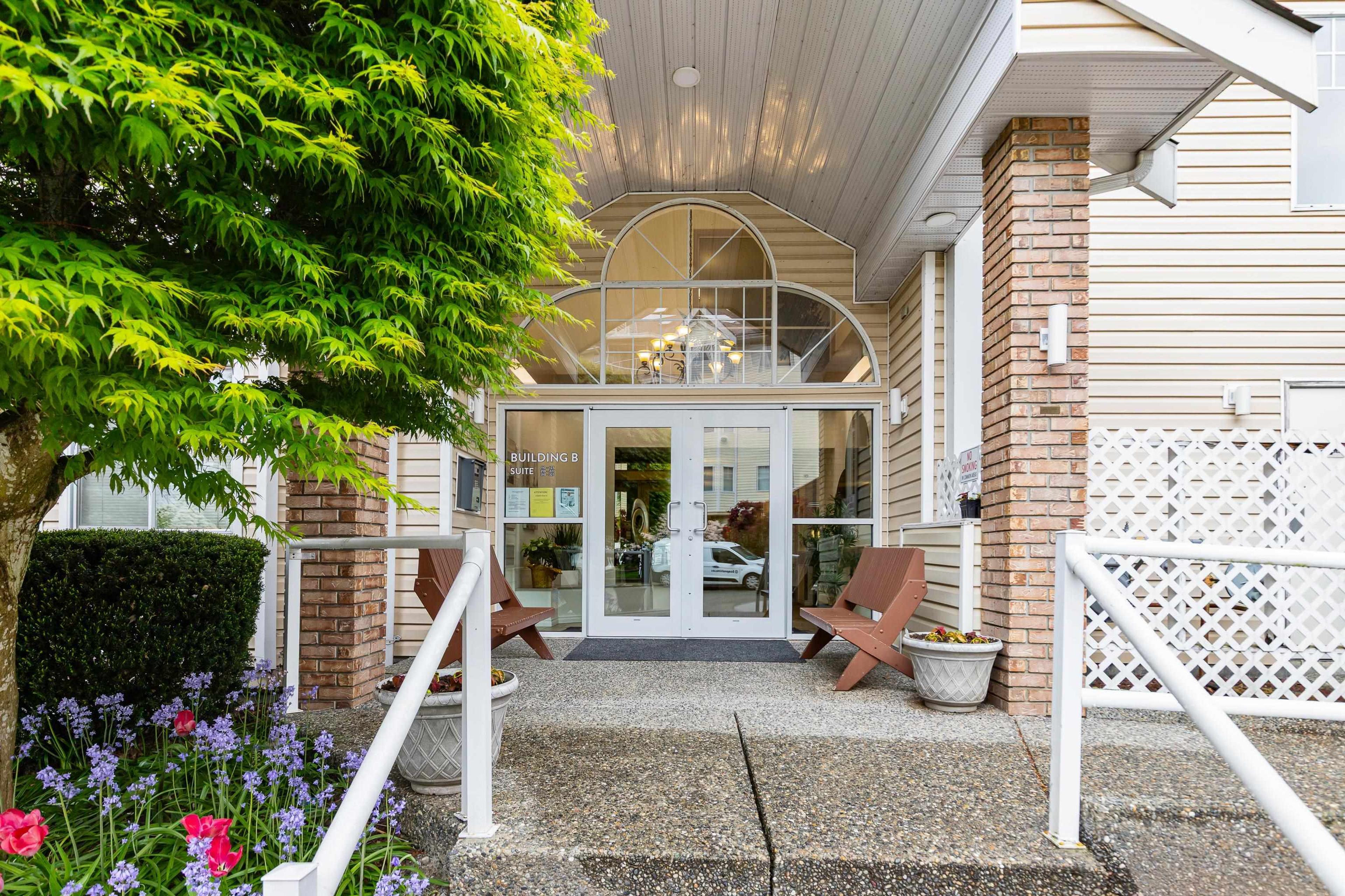 22611 116 Avenue, Maple Ridge - Exteriors - Photo 4