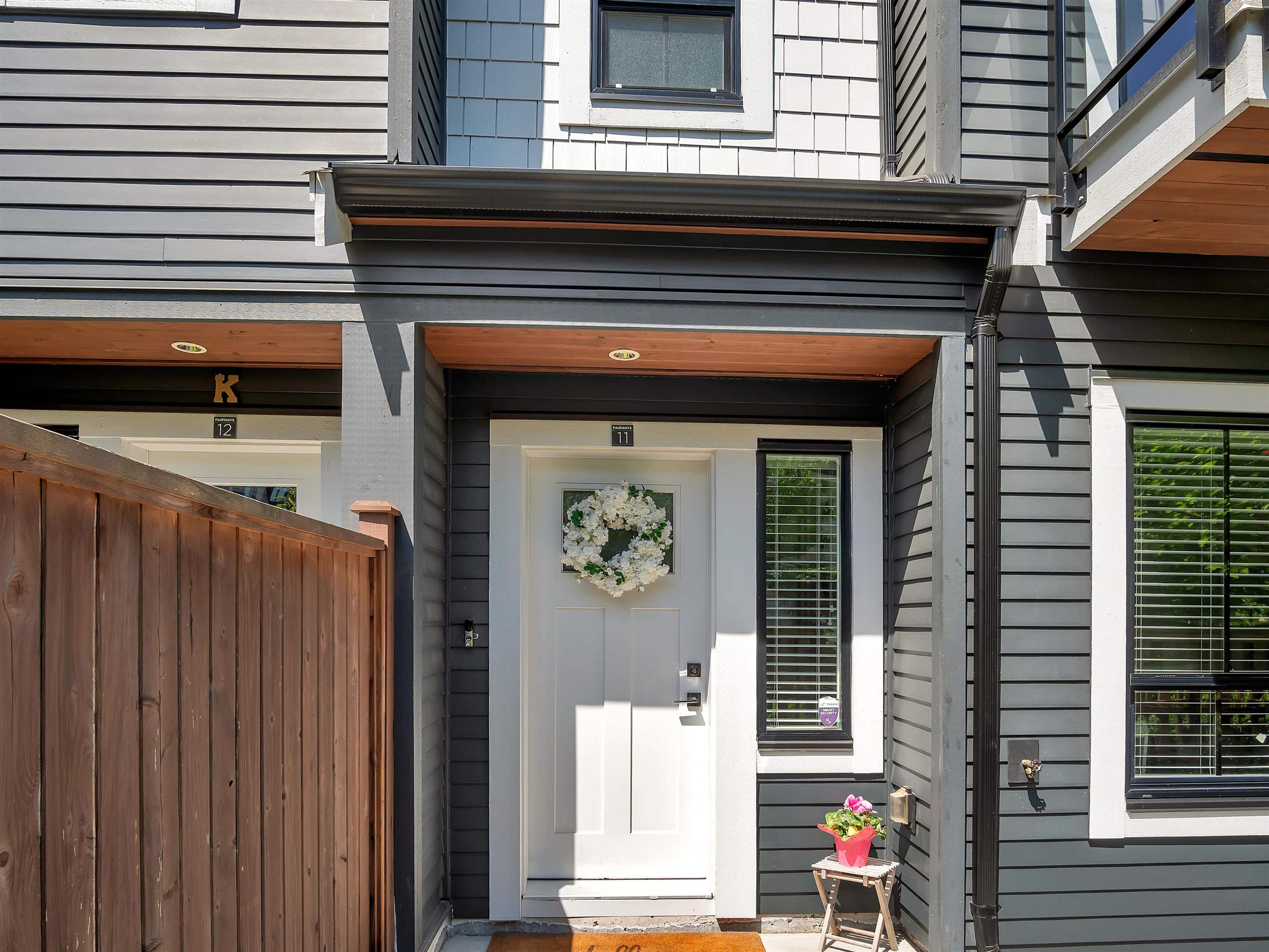 303 171 Street, Surrey - Exteriors - Photo 1