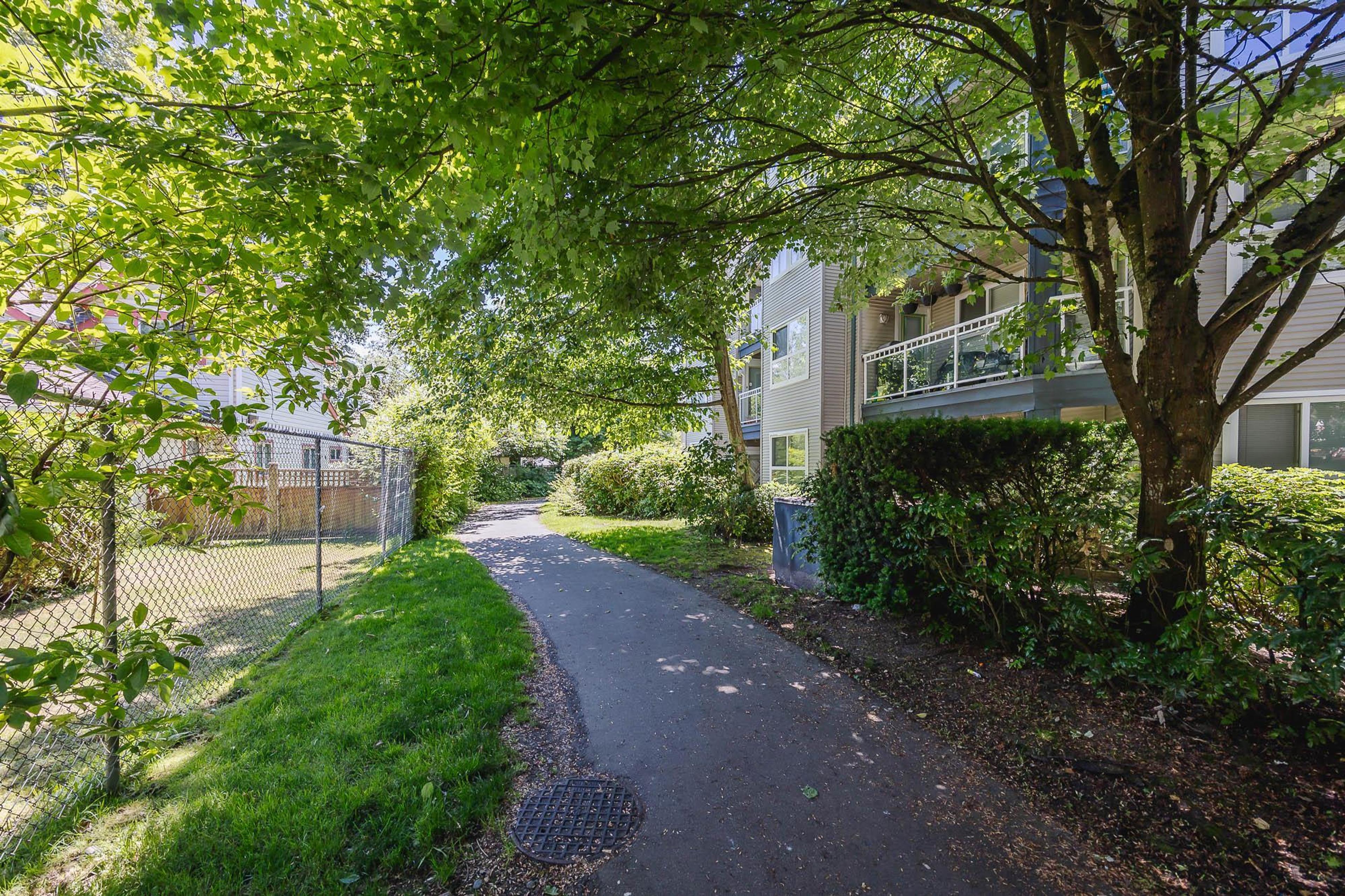 8115 121a Street, Surrey - Exteriors - Photo 1