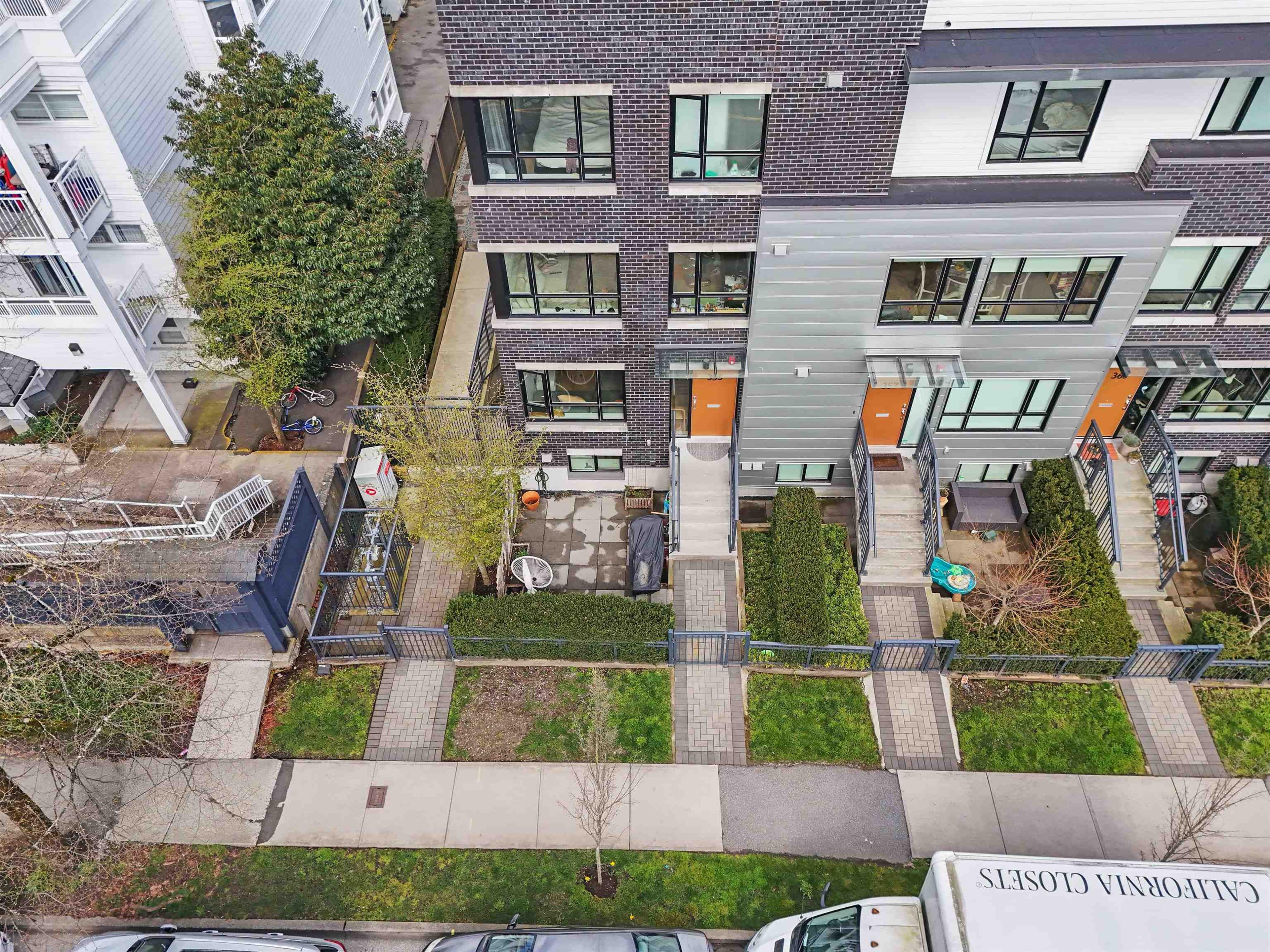365 E 16th Avenue, Vancouver - Exteriors - Drone/Aerial View - Photo 3
