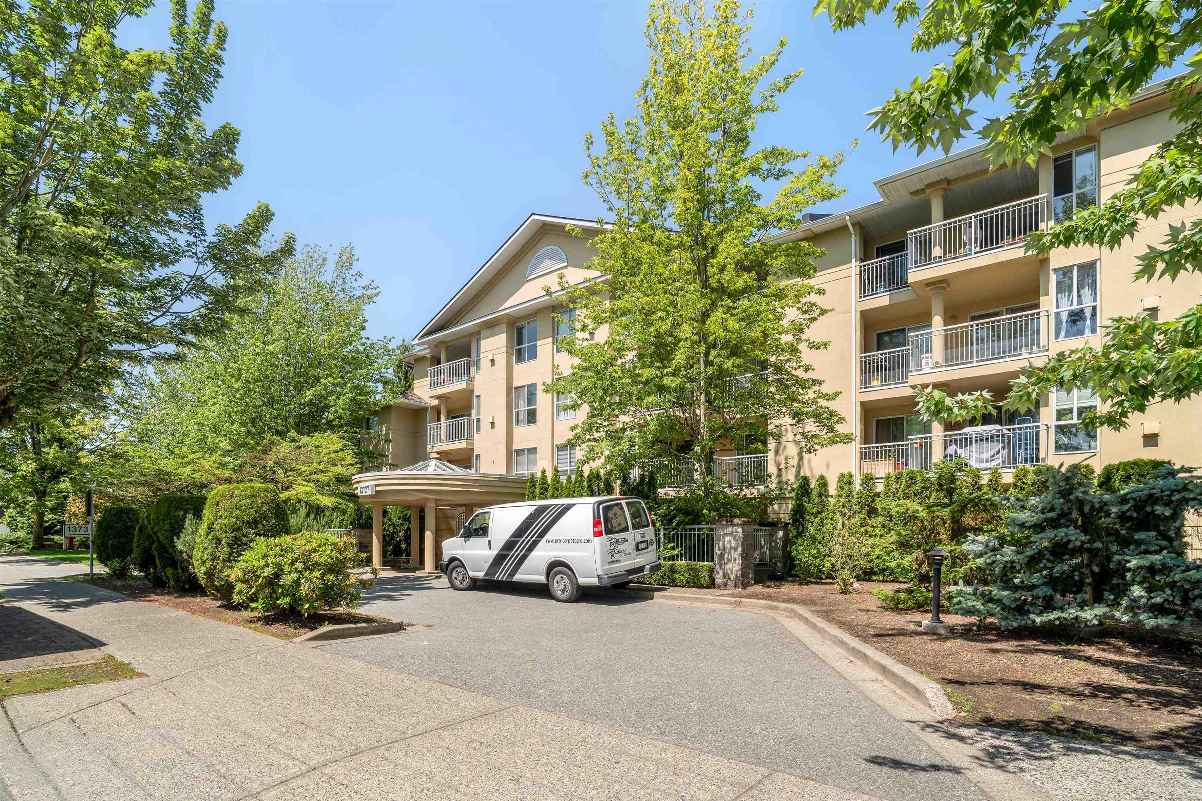 13733 74 Avenue, Surrey - Exteriors - Photo 2