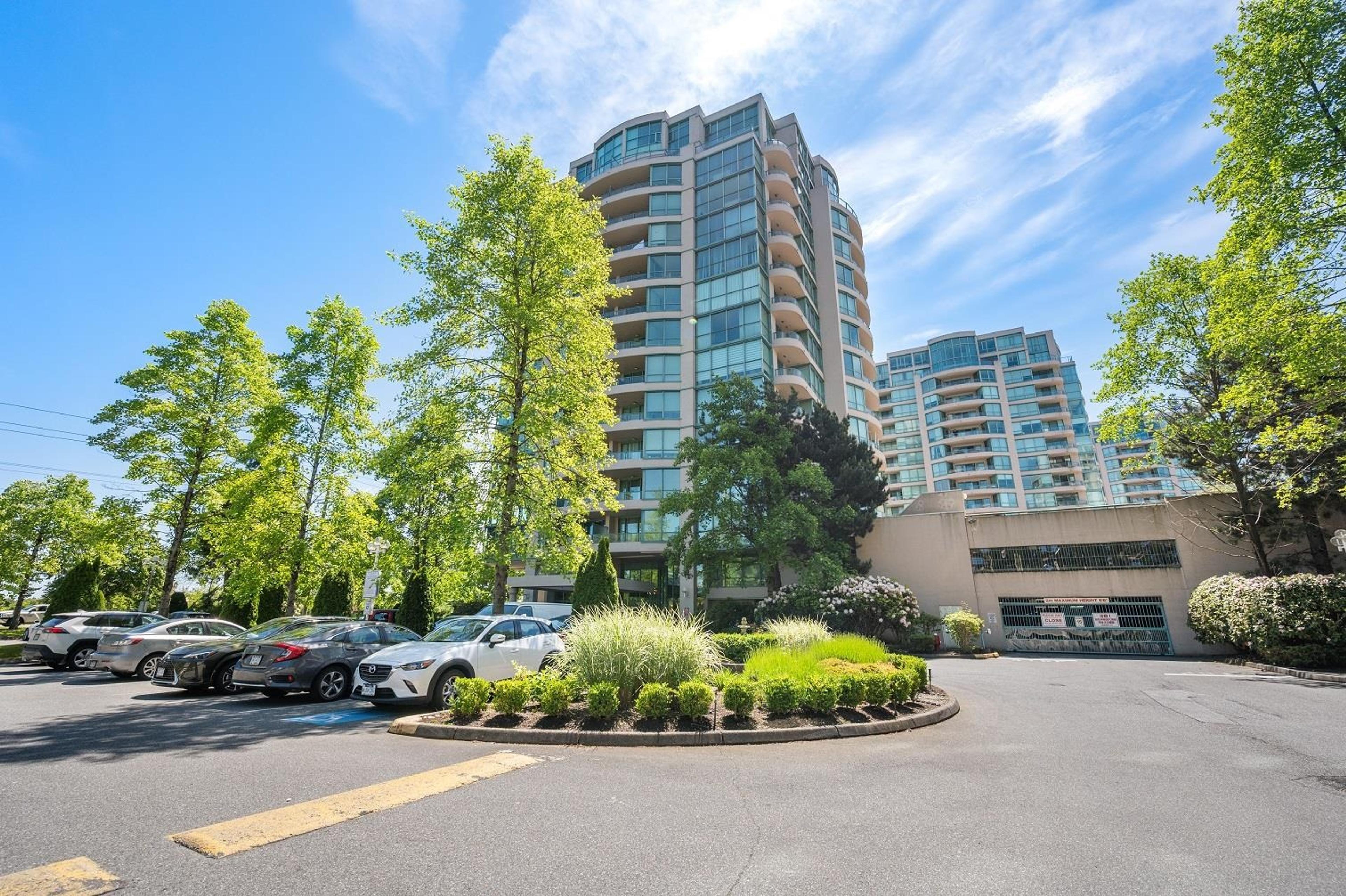 8811 Lansdowne Road, Richmond - Exteriors - Full Complex View - Photo 5