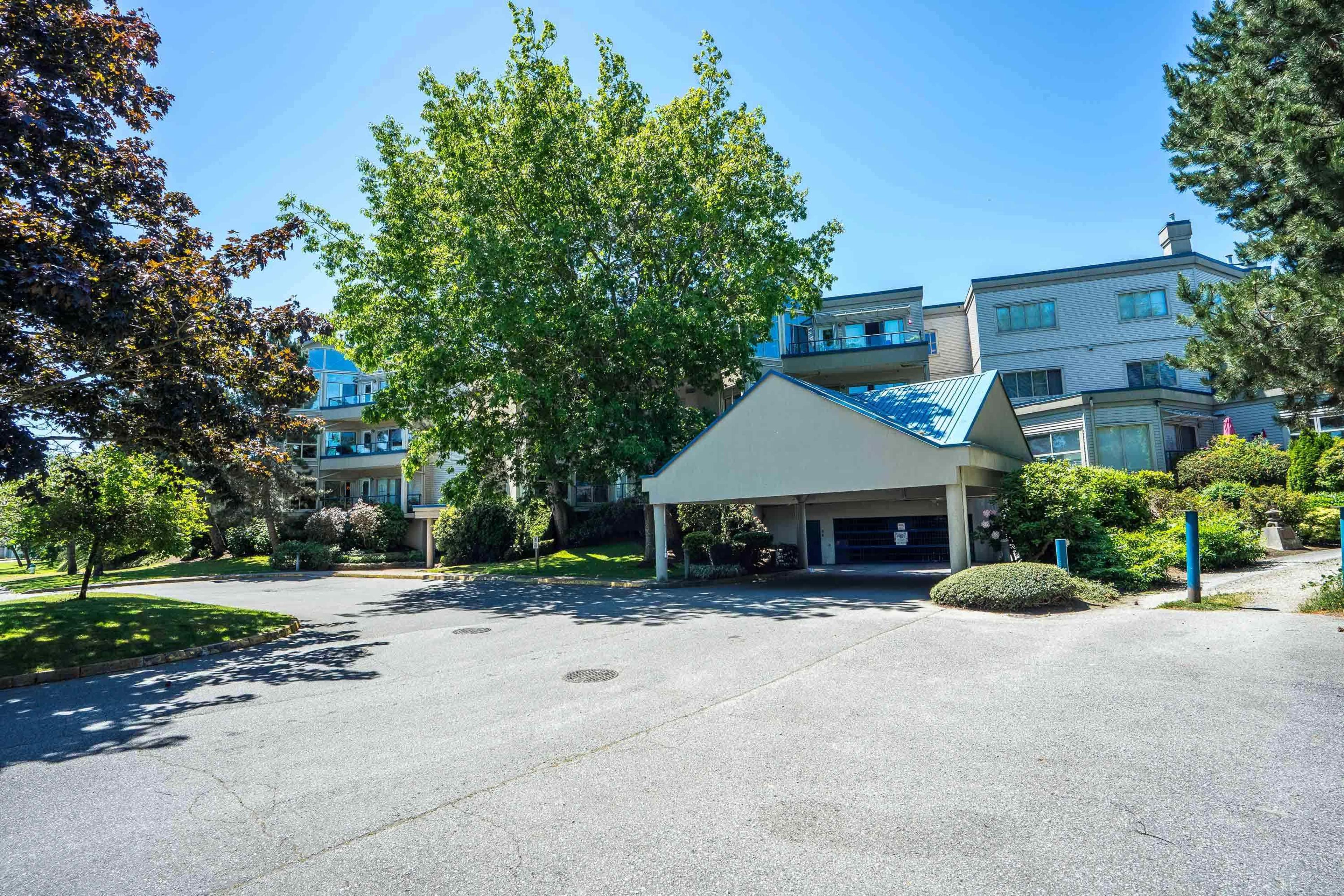 4753 W River Road, Delta - Exteriors - Full Complex View - Photo 2