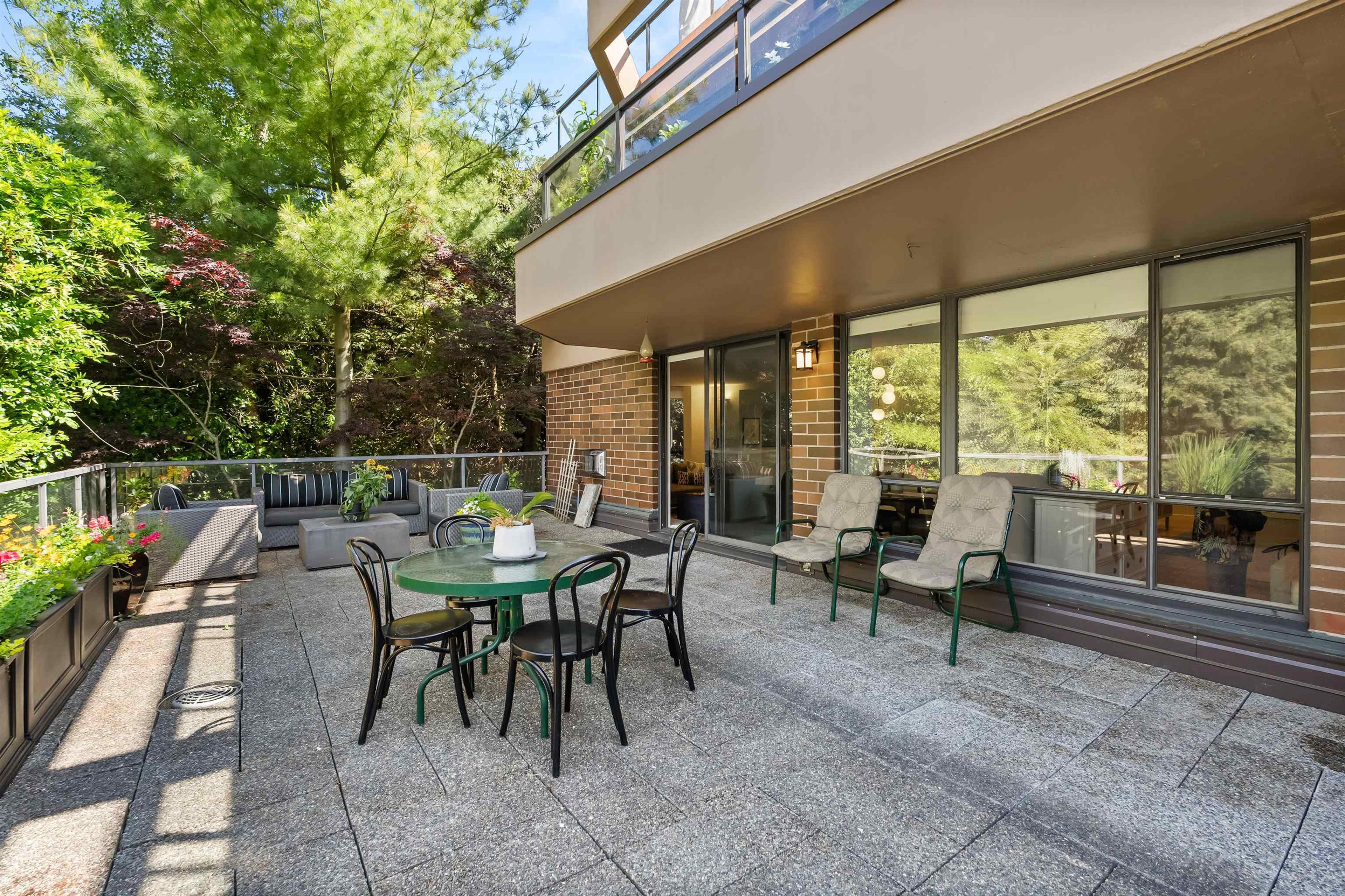 3905 Springtree Drive, Vancouver - Outdoor Amenities - Garden / Yard/ Backyard/ Porch/ Deck - Photo 2