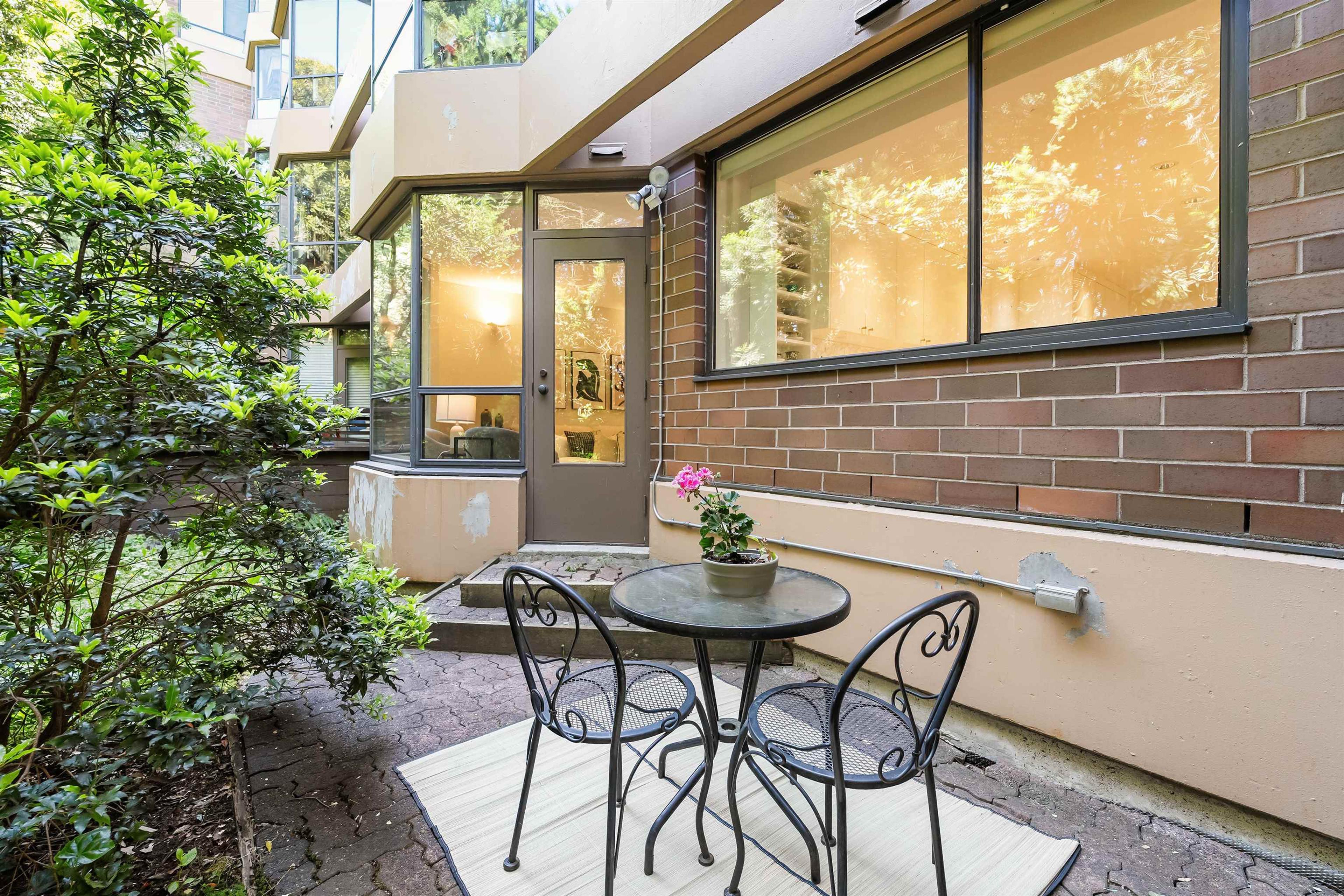 3905 Springtree Drive, Vancouver - Outdoor Amenities - Garden / Yard/ Backyard/ Porch/ Deck - Photo 3