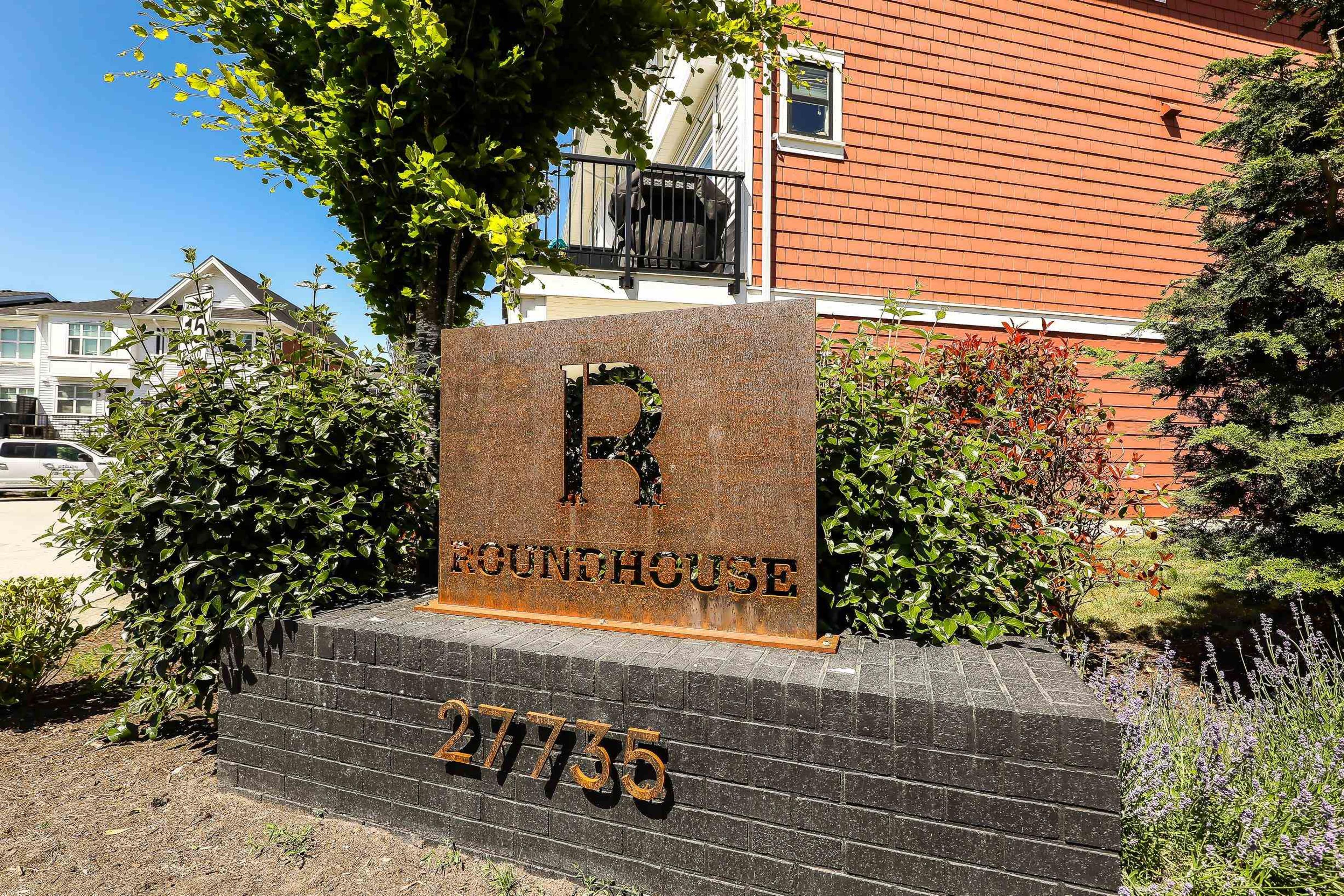 27735 Roundhouse Drive, Abbotsford - Exteriors - Photo 6