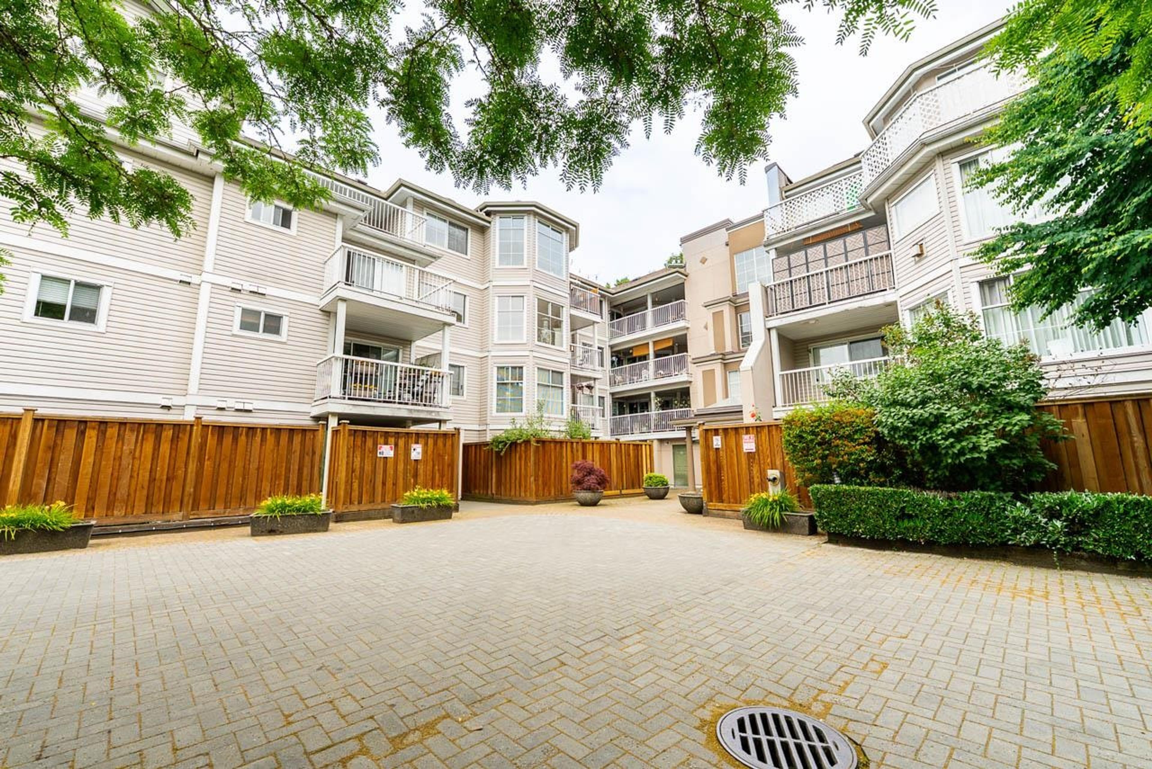 2678 Dixon Street, Port Coquitlam - Exteriors - Full Complex View - Photo 1