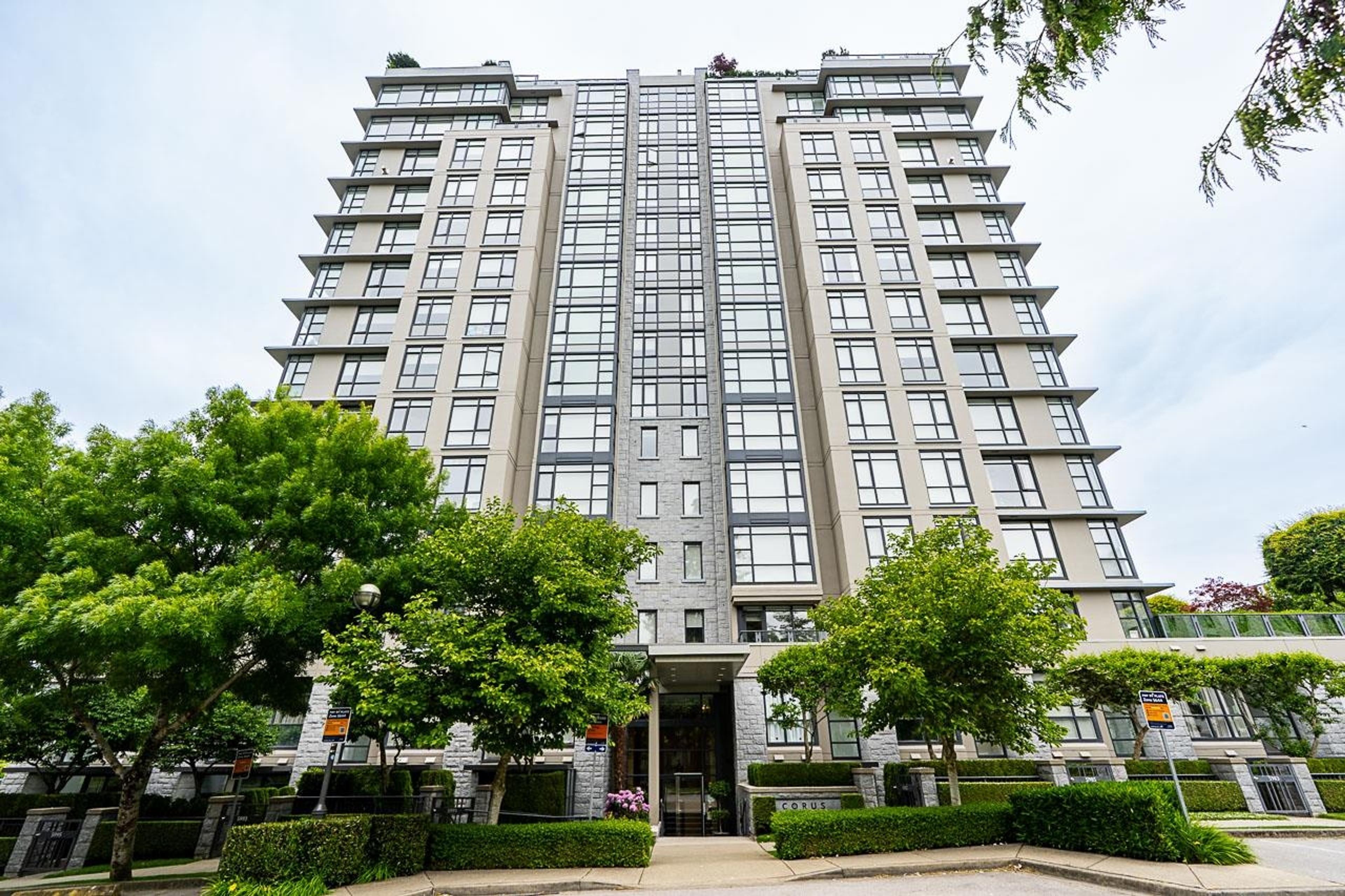 5989 Walter Gage Road, Vancouver - Exteriors - Photo 5